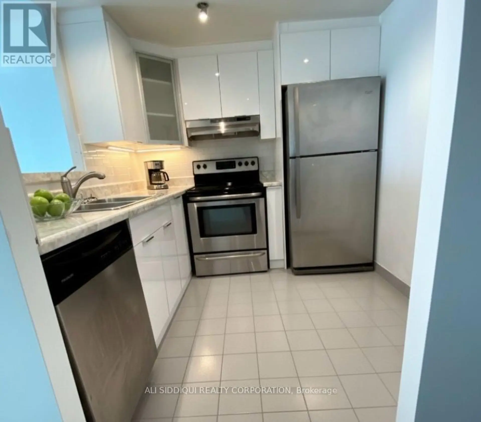 #1513 8 LEE CENTRE DRIVE - Image 7