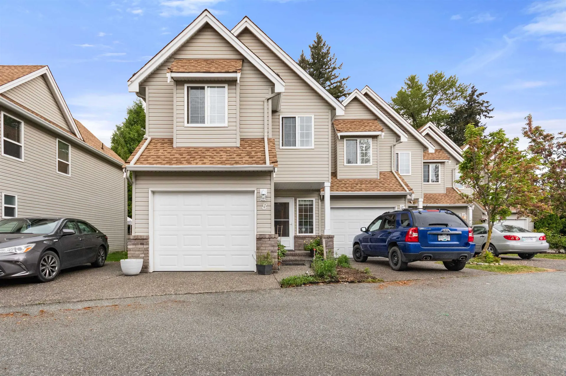 Property at #8 46277 Cessna Drive, Chilliwack, BC
