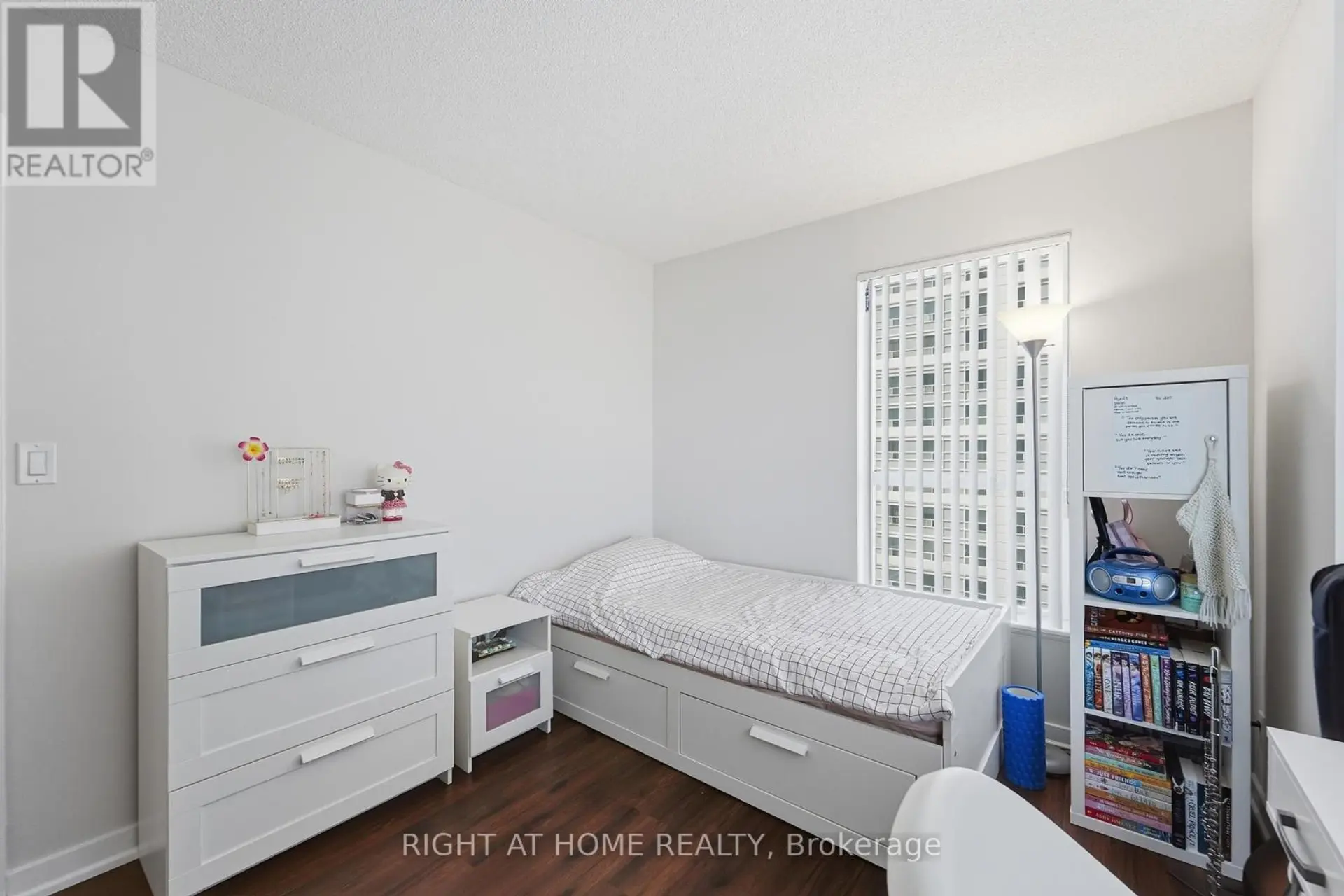#1612 38 LEE CENTRE DRIVE - Image 11