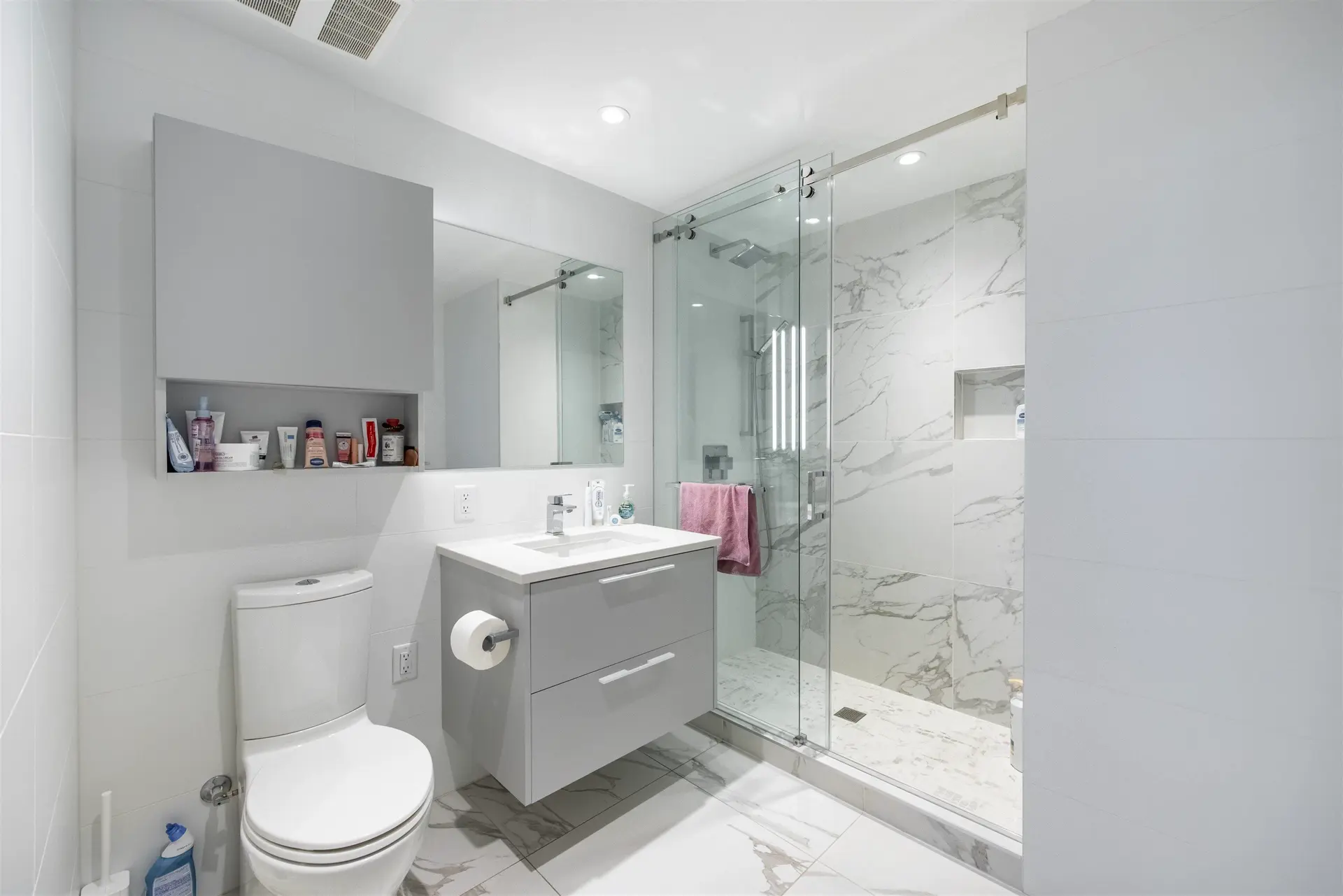 #2108 6699 Dunblane Avenue - Image 4