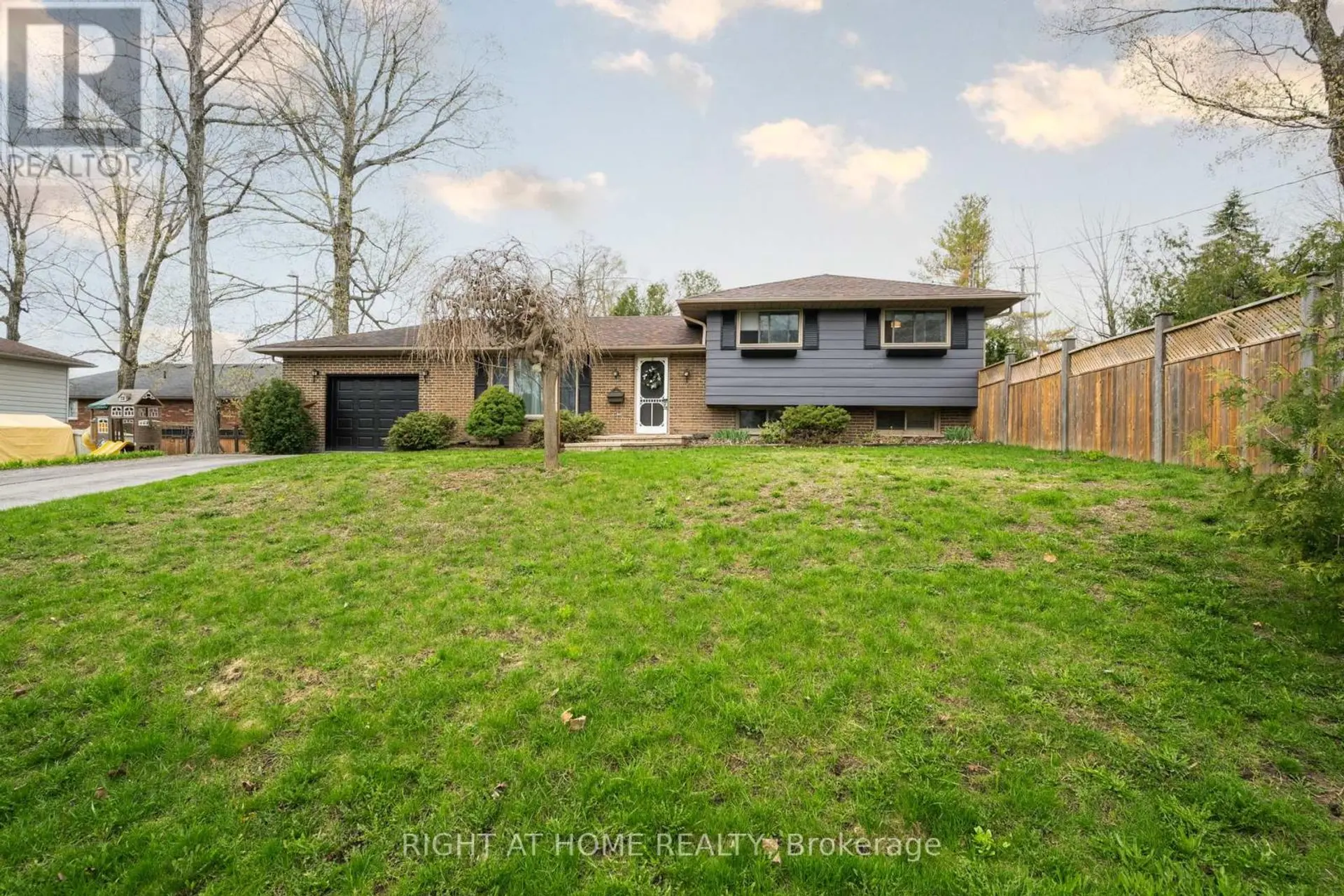 323 LINDAN AVENUE - Image 1