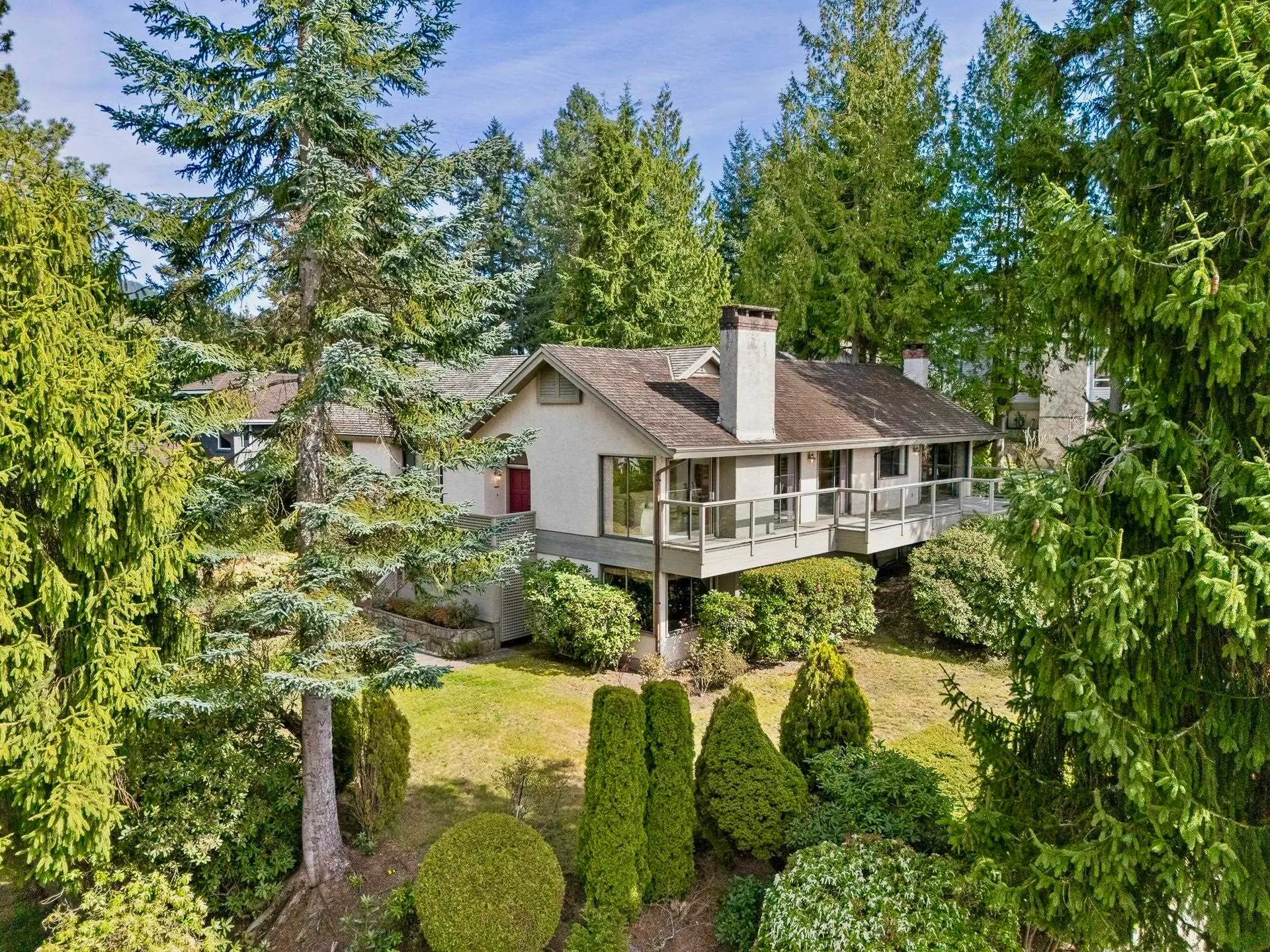 Property at 4724 Woodburn Court, West Vancouver, BC