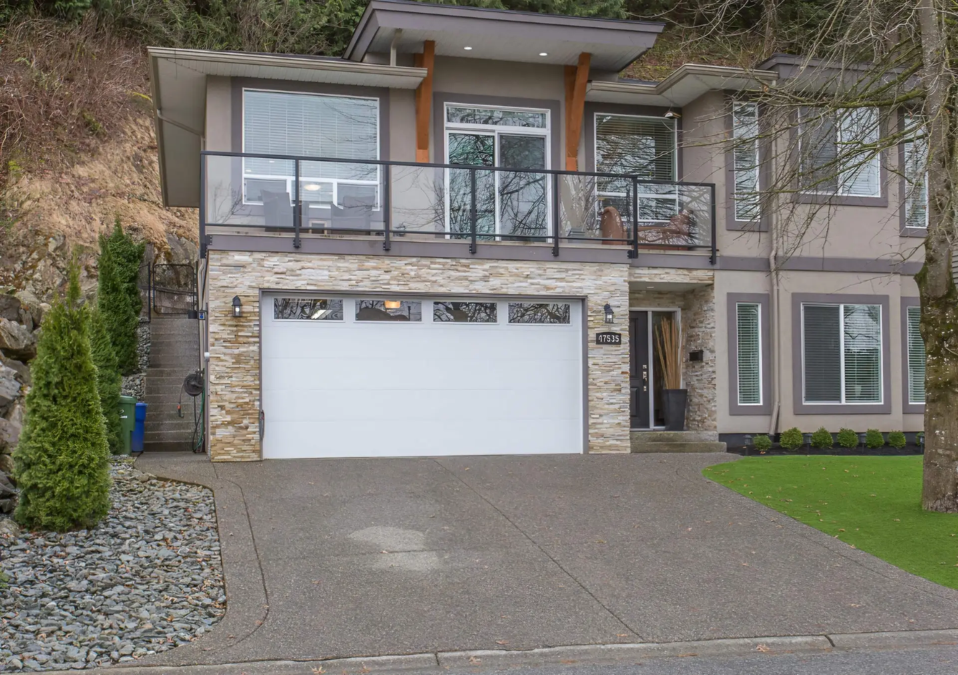 Property at 47535 Chartwell Drive, Chilliwack, BC