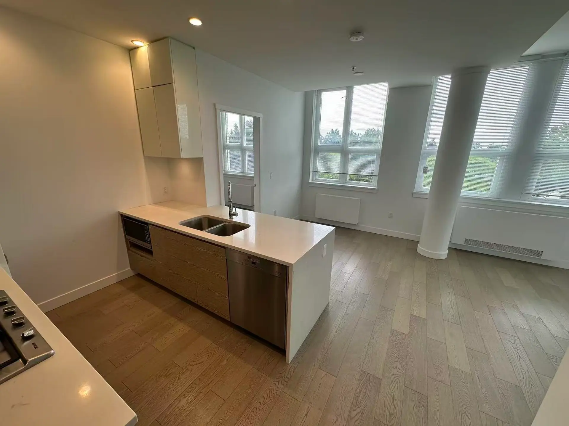 #406 6733 Cambie Street - Image 2