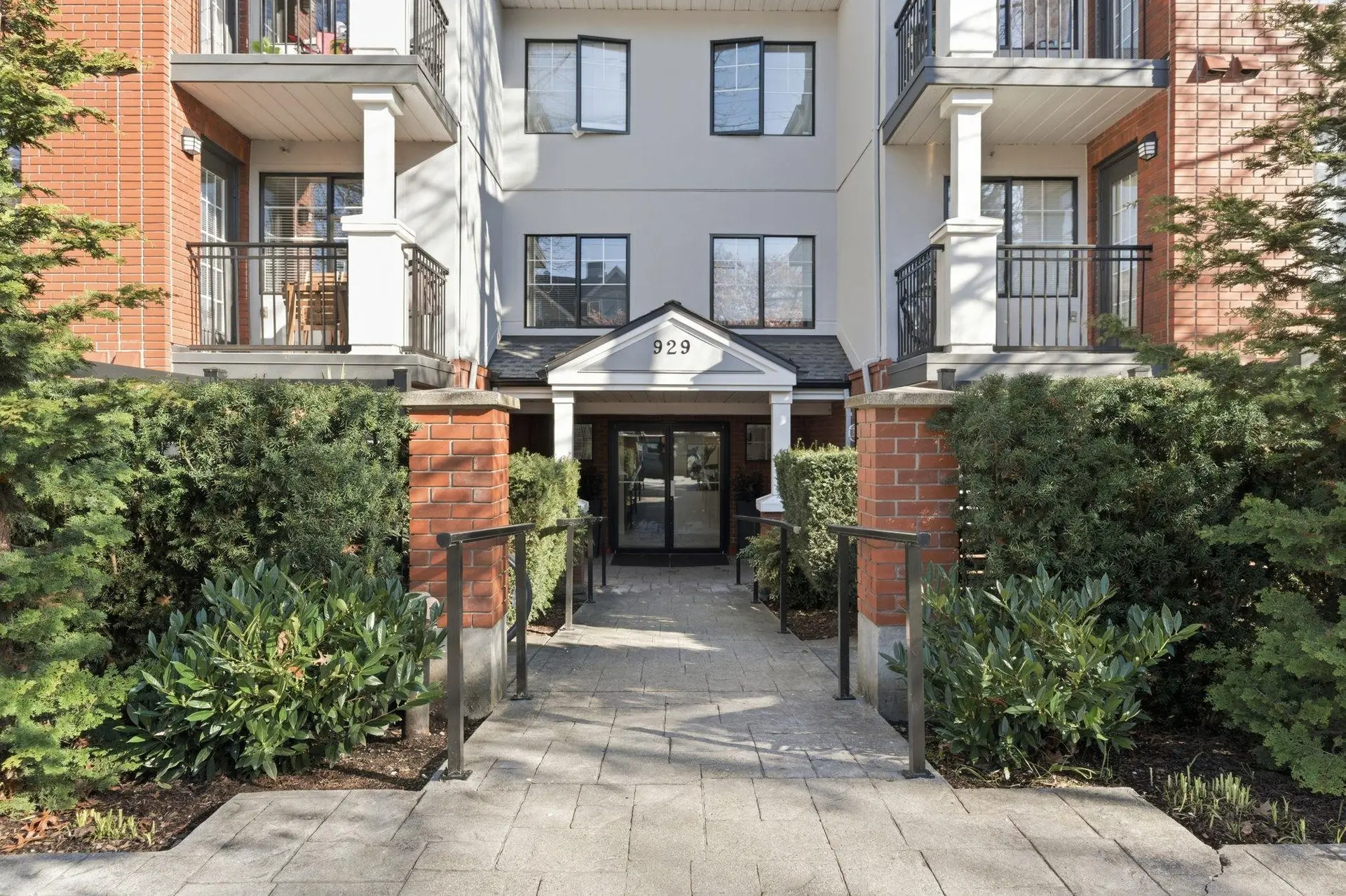 Property at #107 929 W 16th Avenue, Vancouver, BC