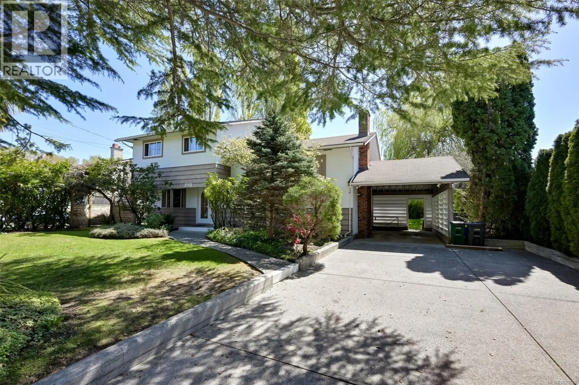 Property at 1809 Jade Pl, Saanich, BC
