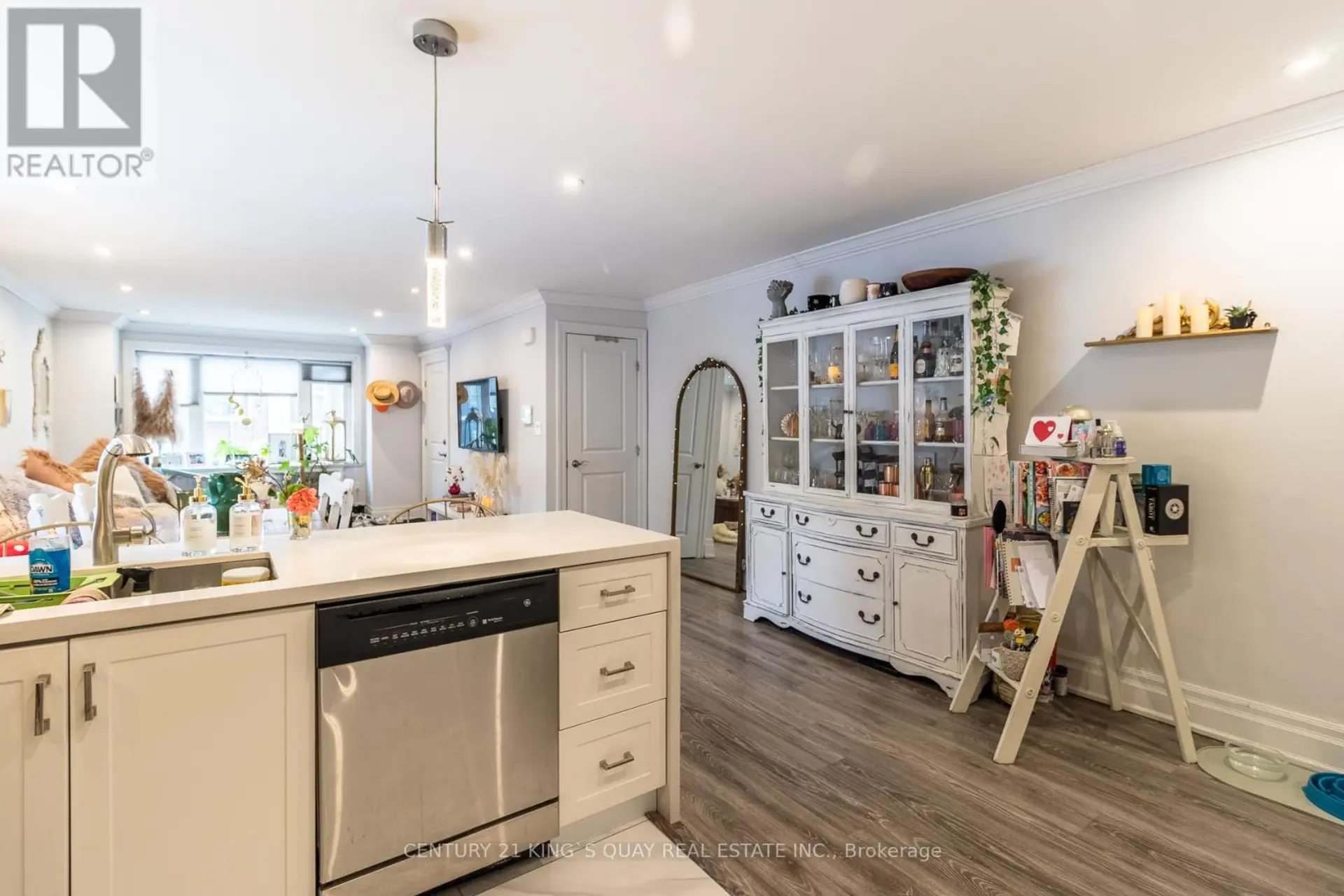 301 CLEVELAND STREET - Image 10