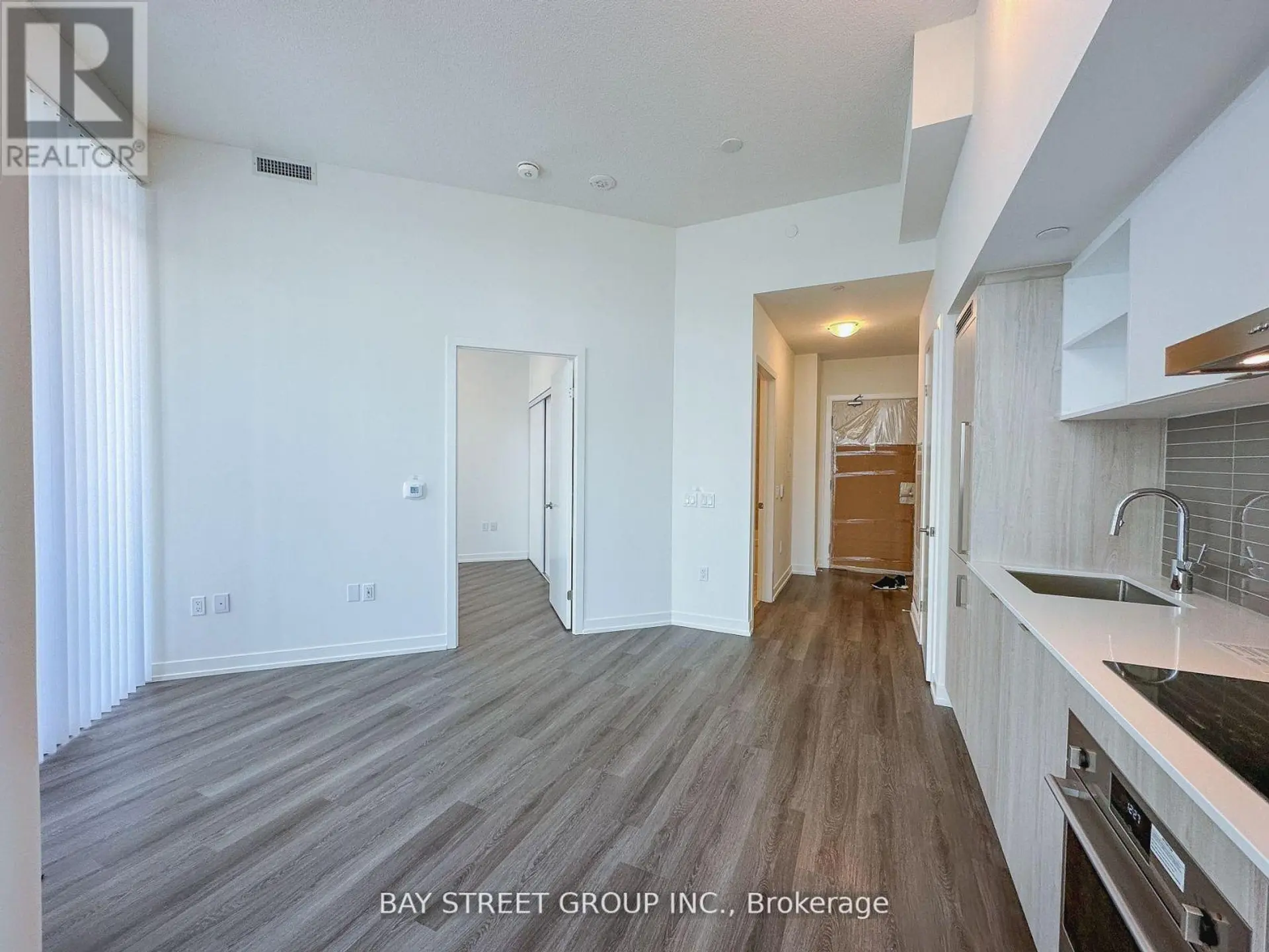 #4909 138 DOWNES STREET - Image 3