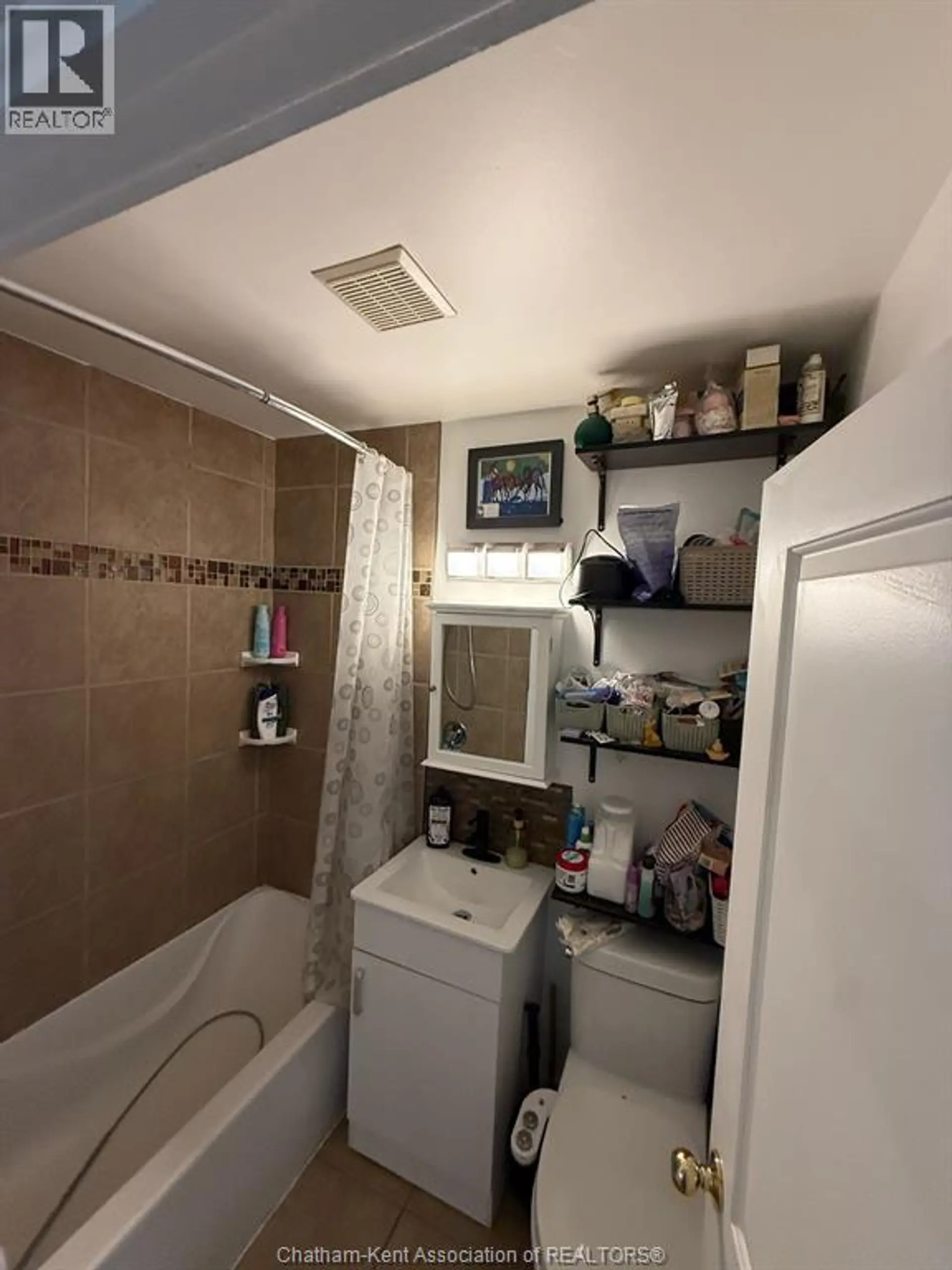 95 Poplar STREET - Image 5