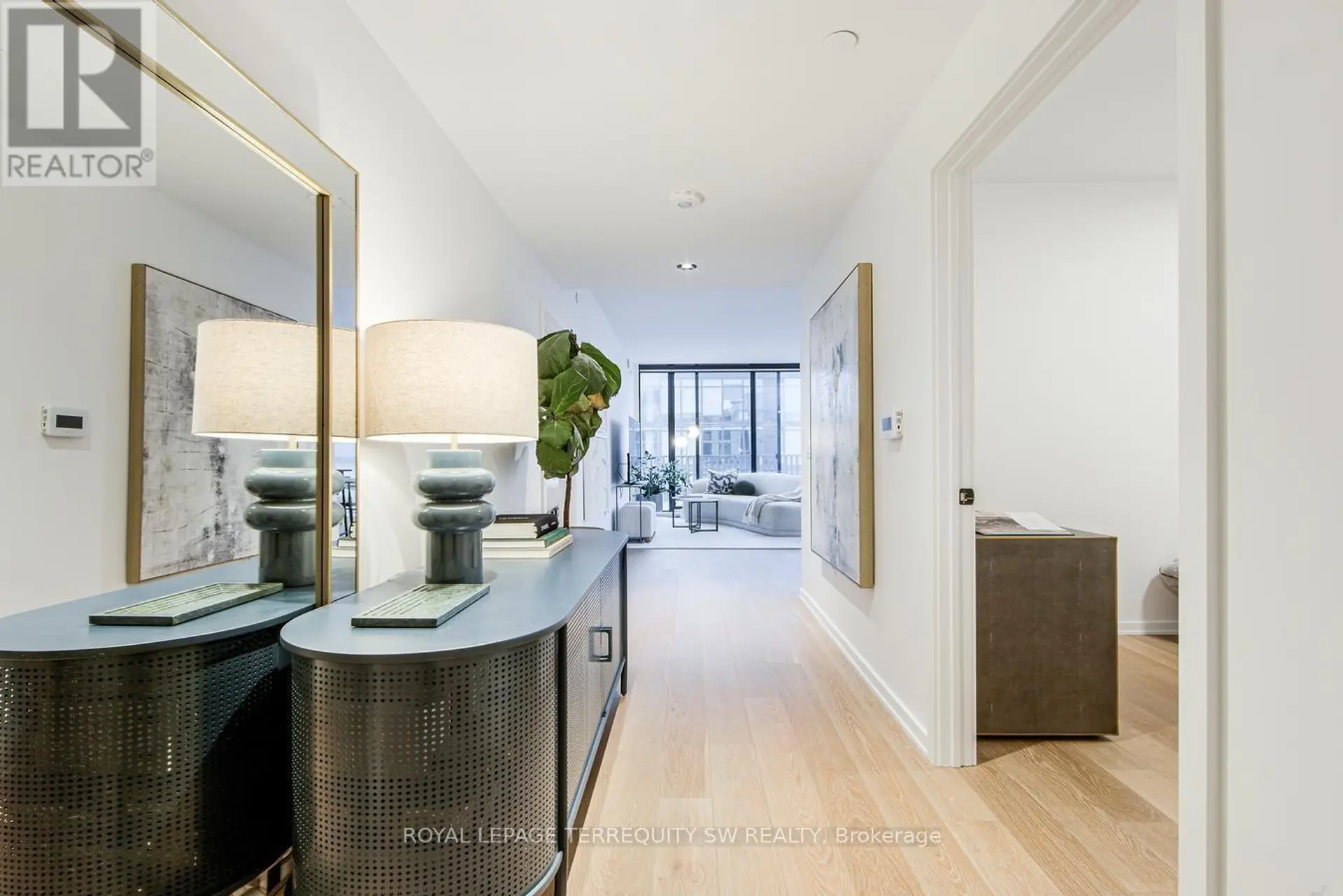 #901 41 DOVERCOURT ROAD - Image 11