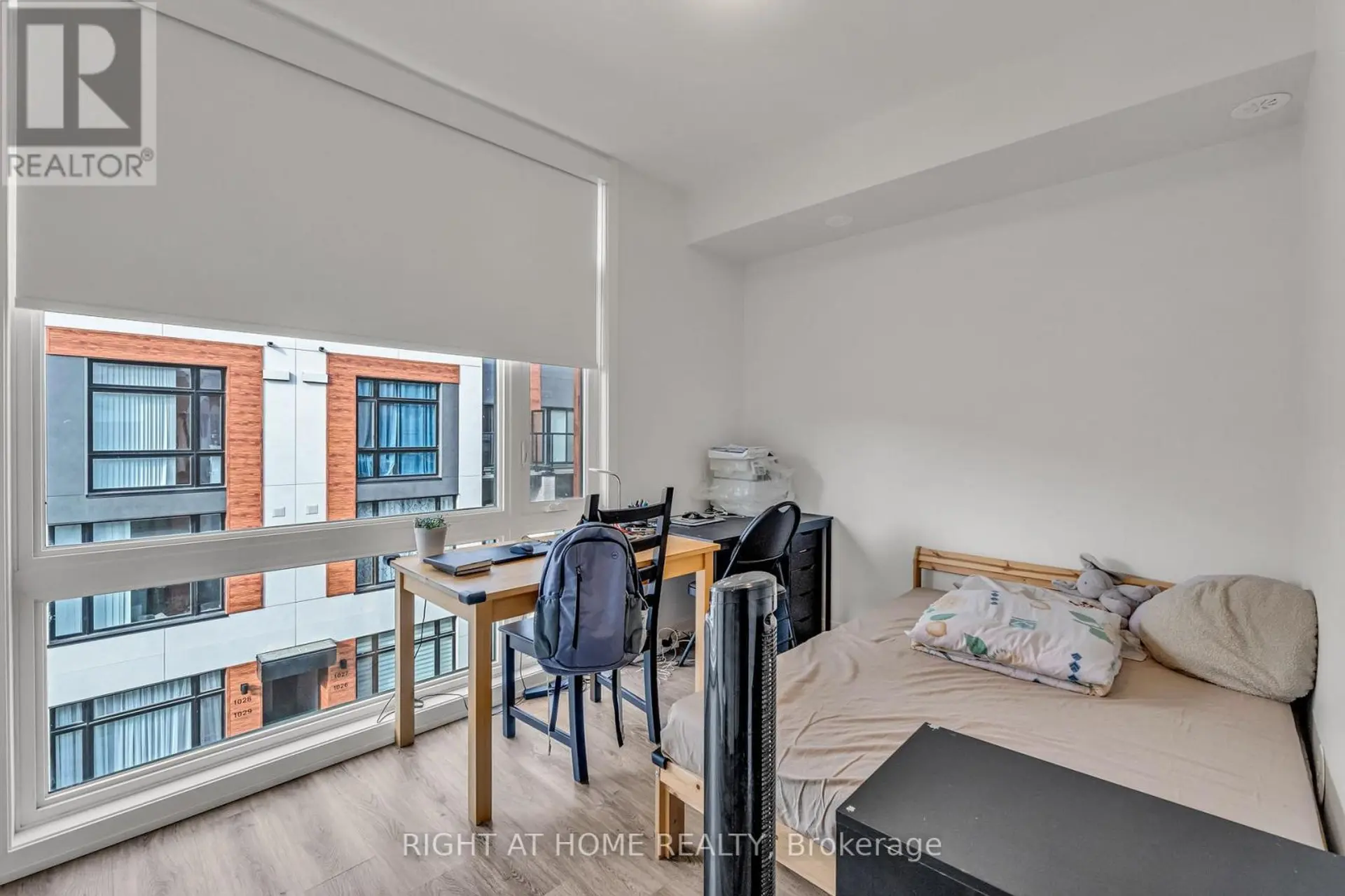 #907 2 STECKLEY HOUSE LANE - Image 7