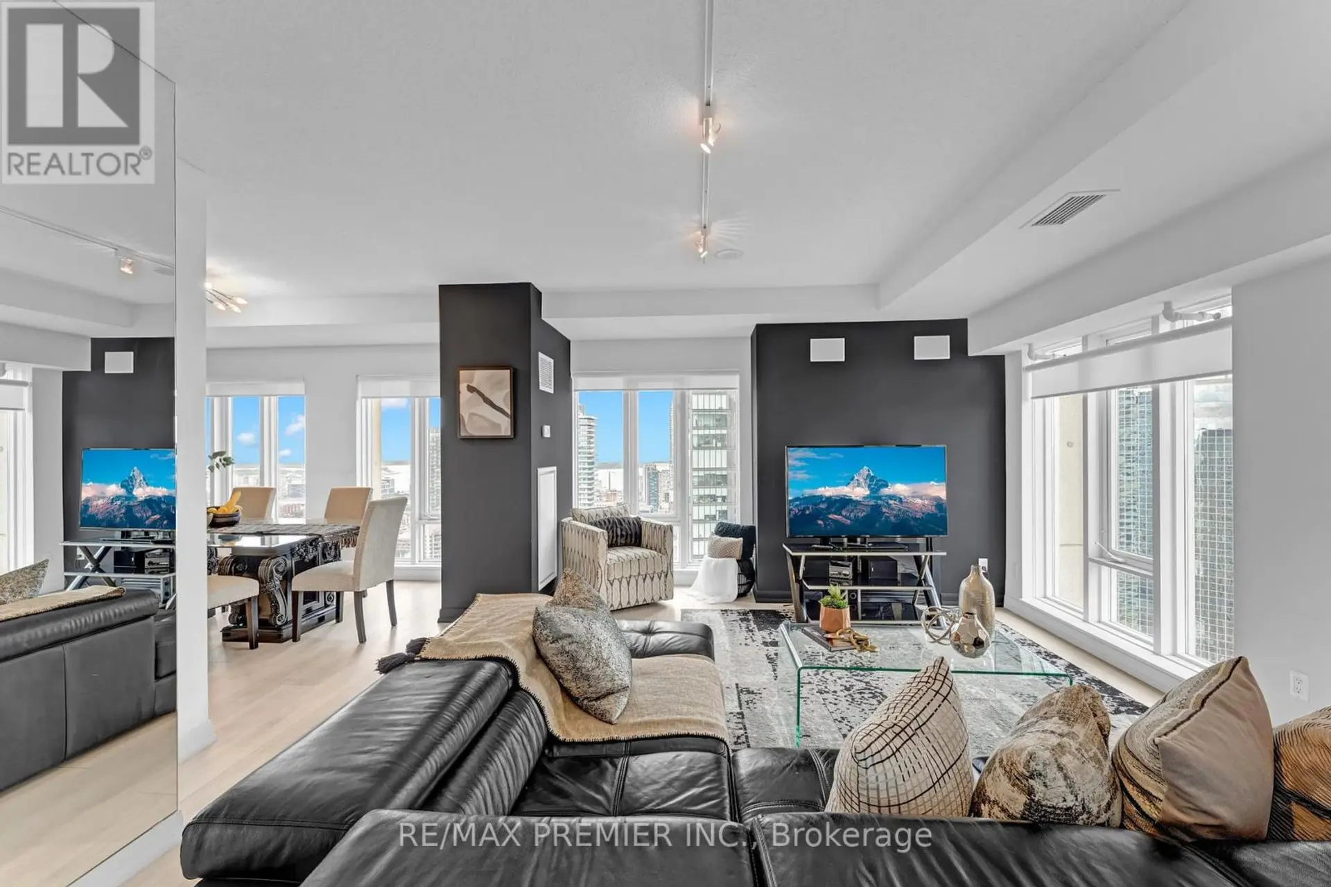 #4407 210 VICTORIA STREET - Image 10