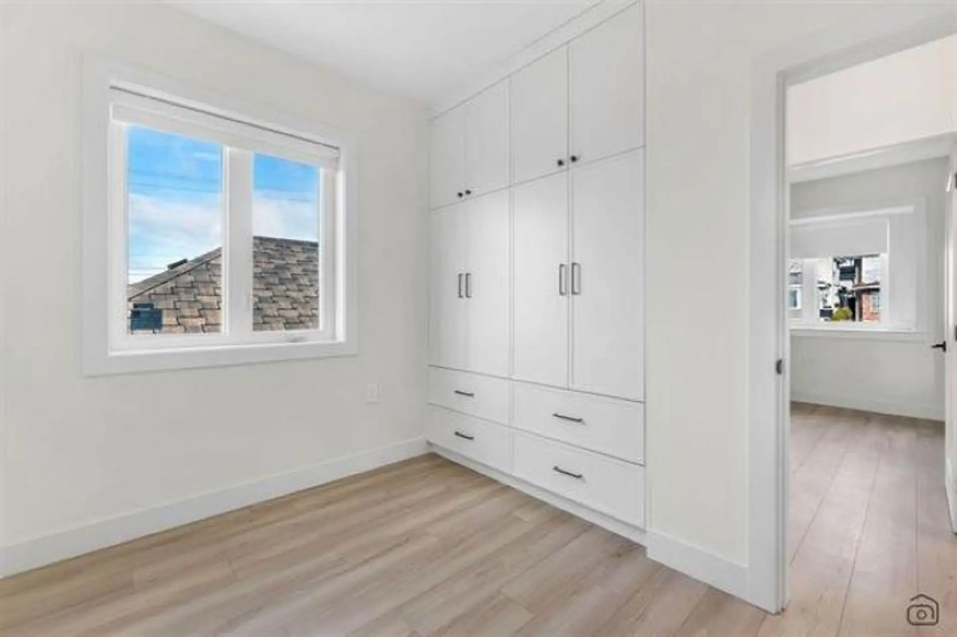 718 E 62nd Avenue - Image 17