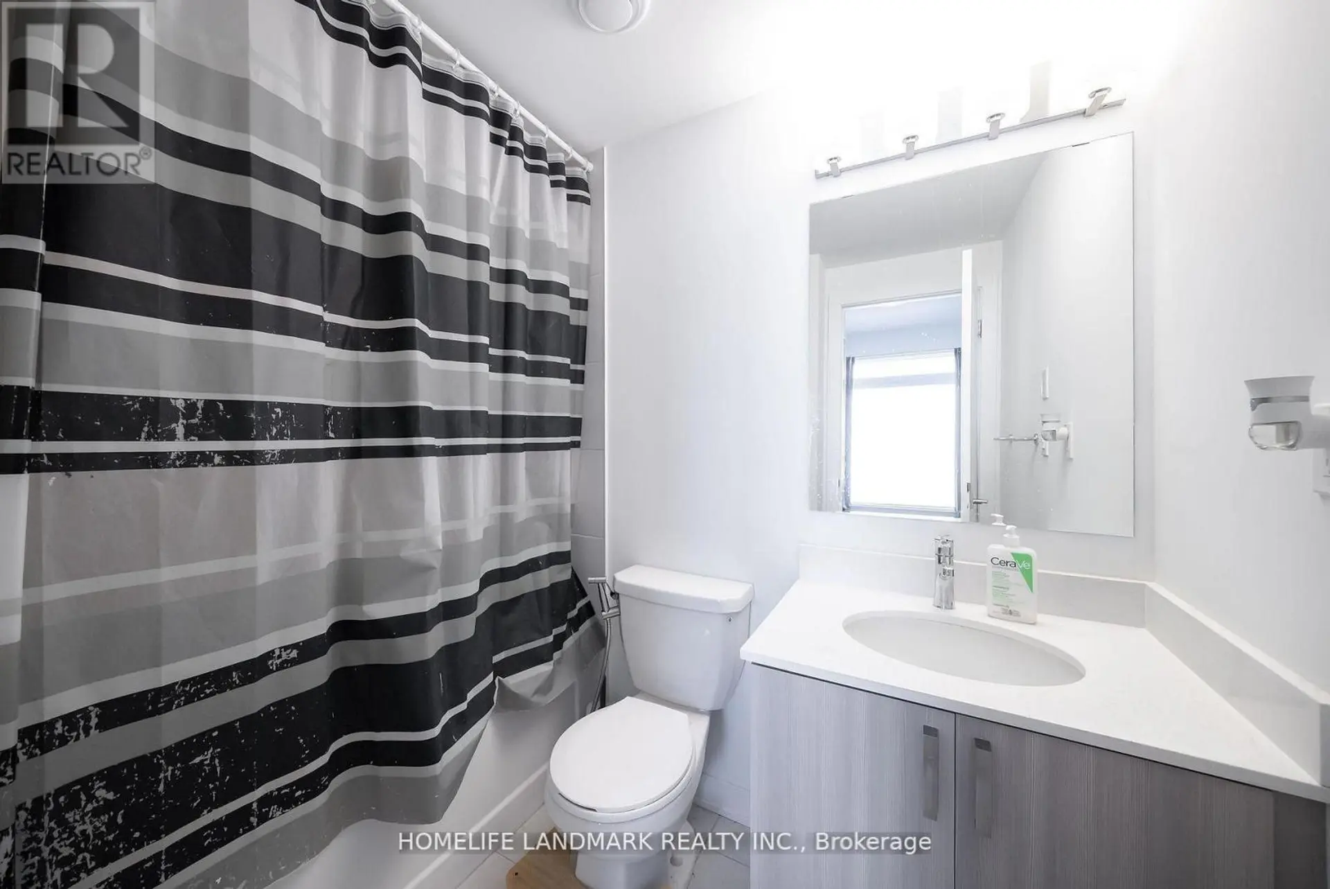 #2 4015 HICKORY DRIVE - Image 14