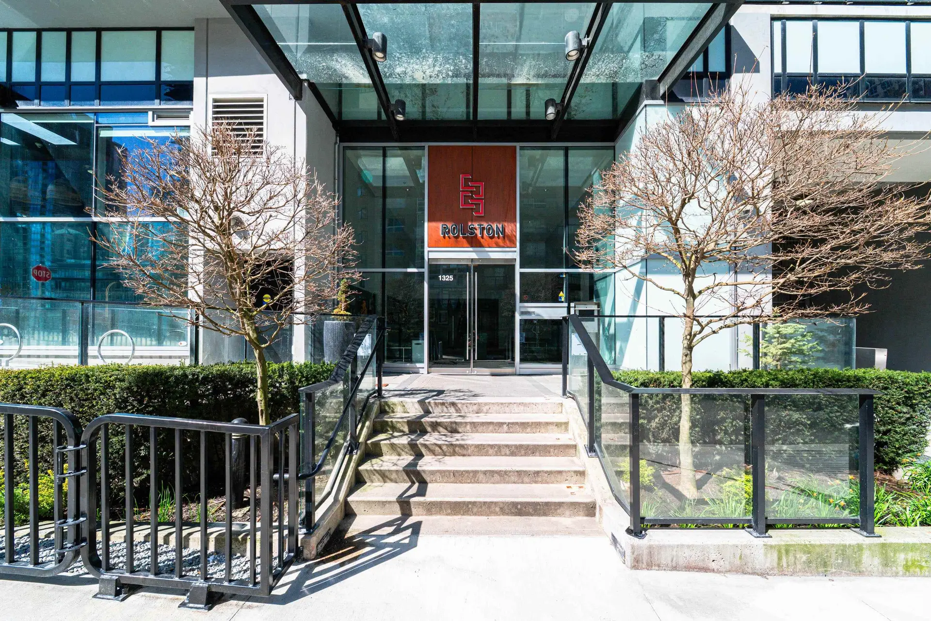 #1703 1325 Rolston Street - Image 11