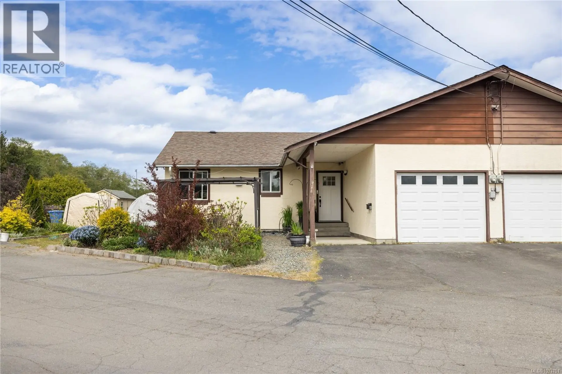 Property at #E 5784 Lakes Rd, Duncan, BC