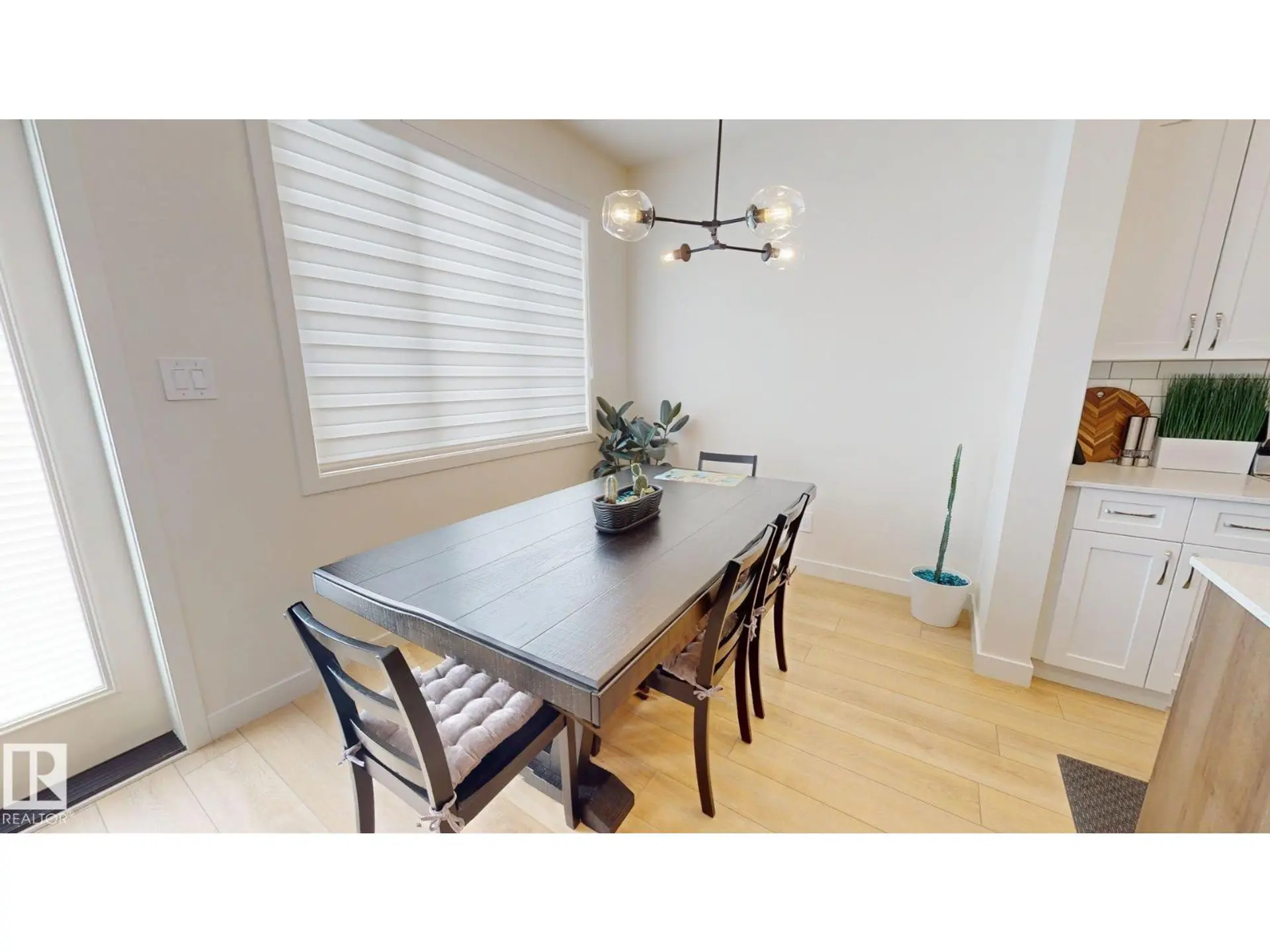 8723 183 AV NW NW - Image 5