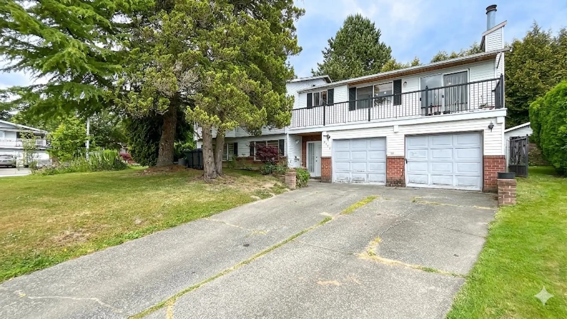 Property at 9392 139 Street, Surrey, BC