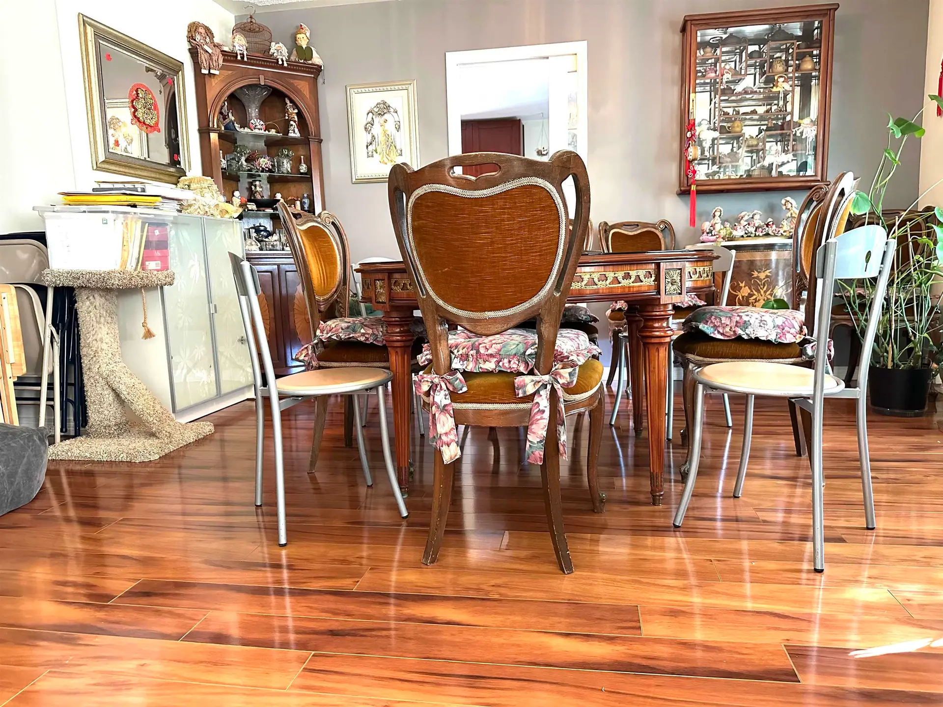 5700 Maple Road - Image 6