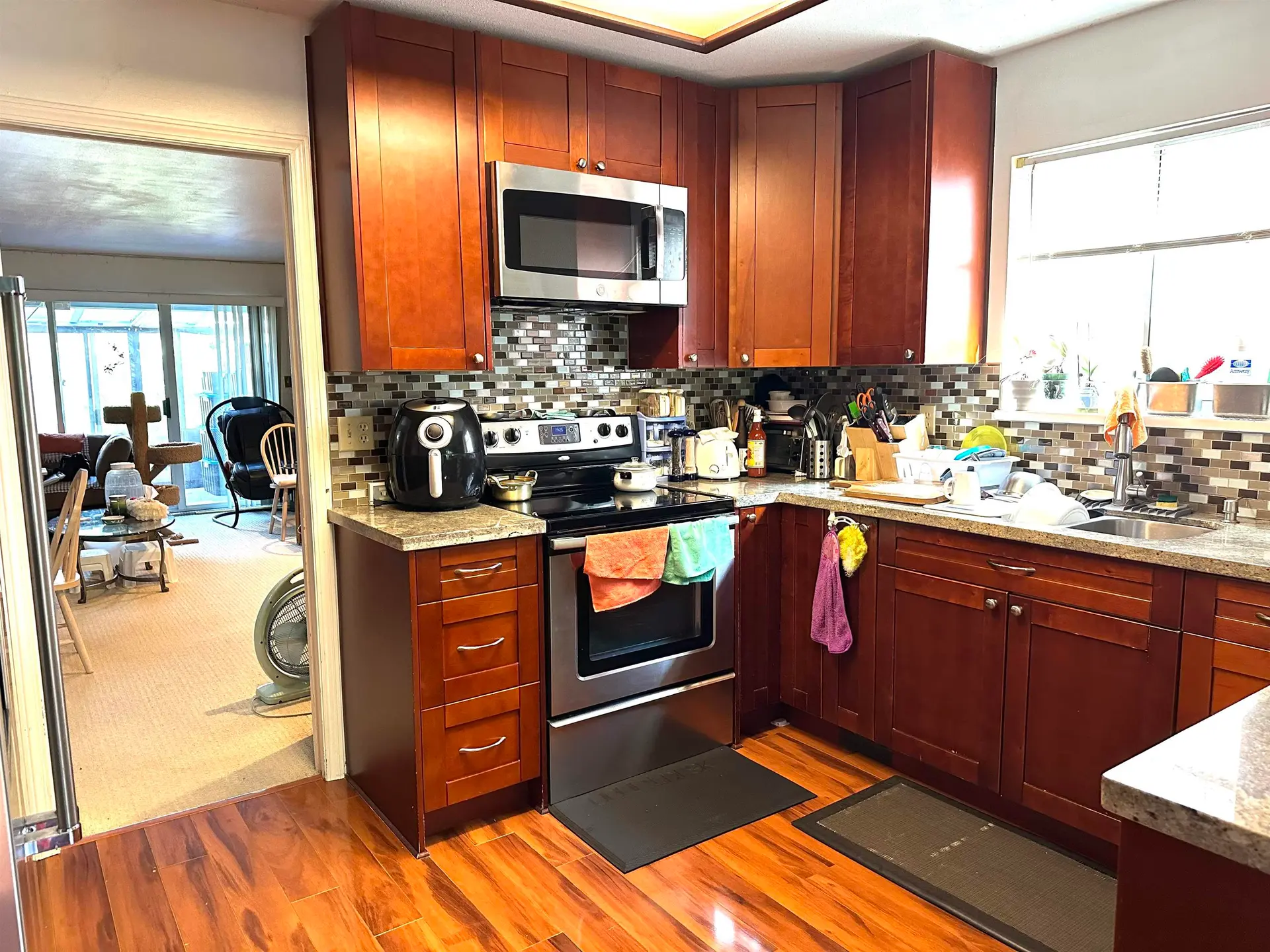 5700 Maple Road - Image 5