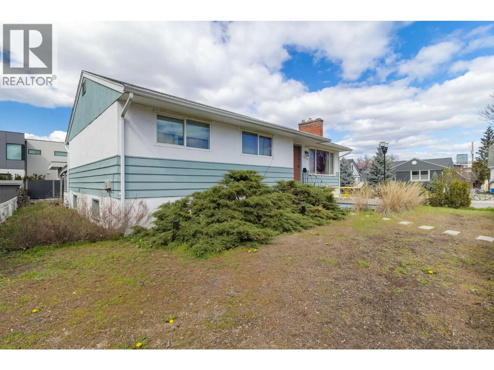 Property at 2362 Abbott Street, Kelowna, BC