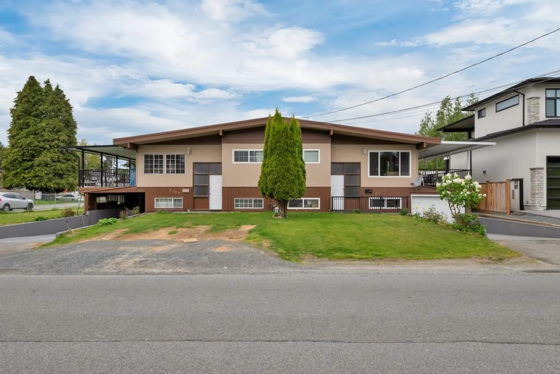 Property at #2209 2211 Beaver Street, Abbotsford, BC