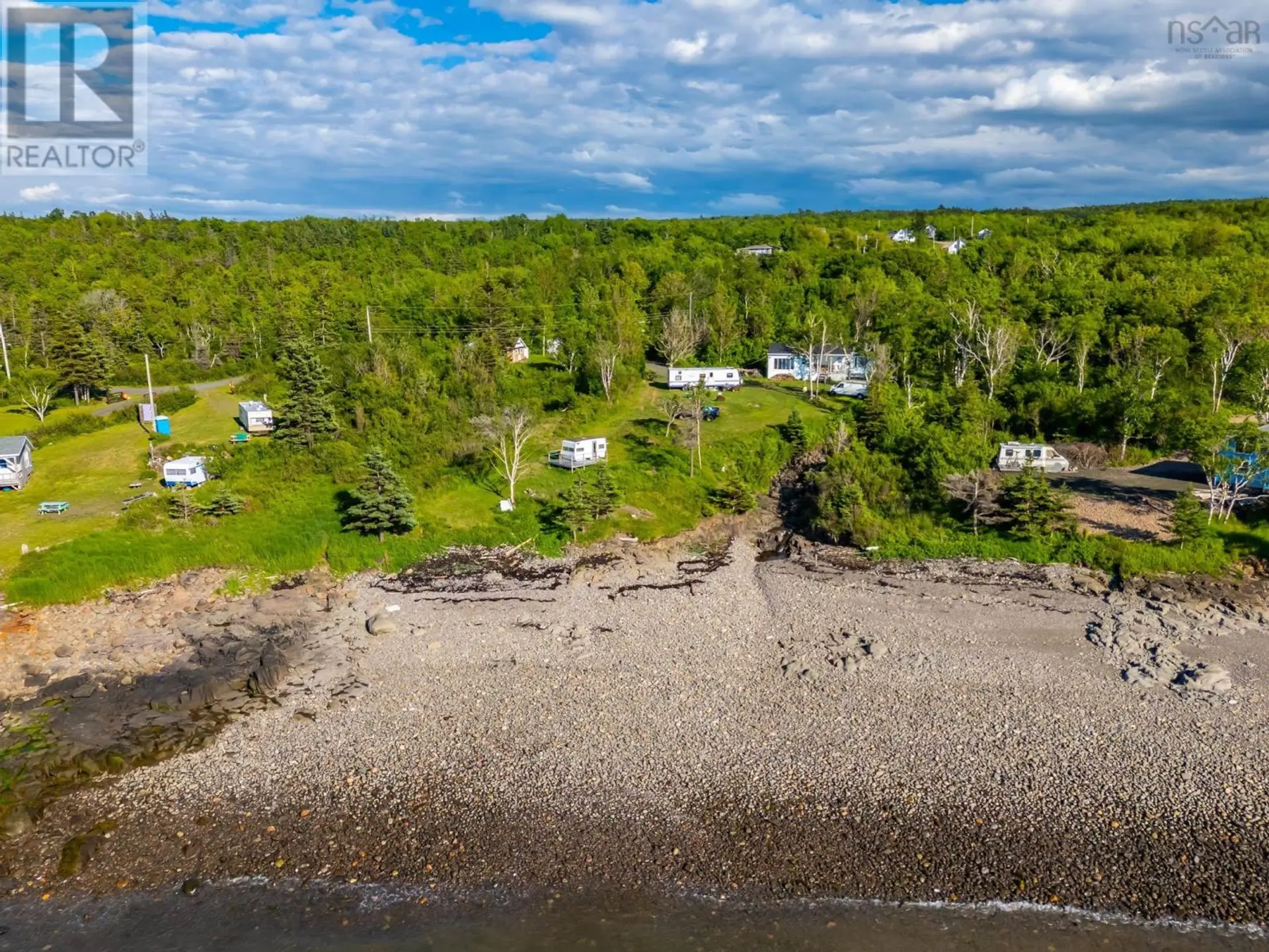 7 Sunset Avenue - Image 5