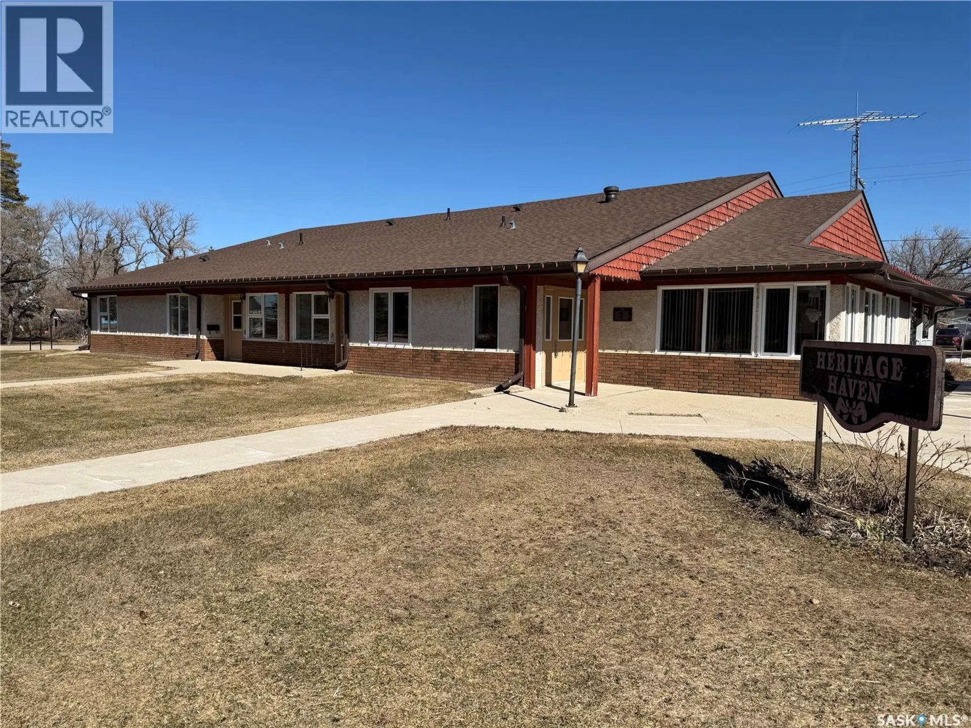 Property at 704 Assiniboia AVENUE, Maryfield, SK