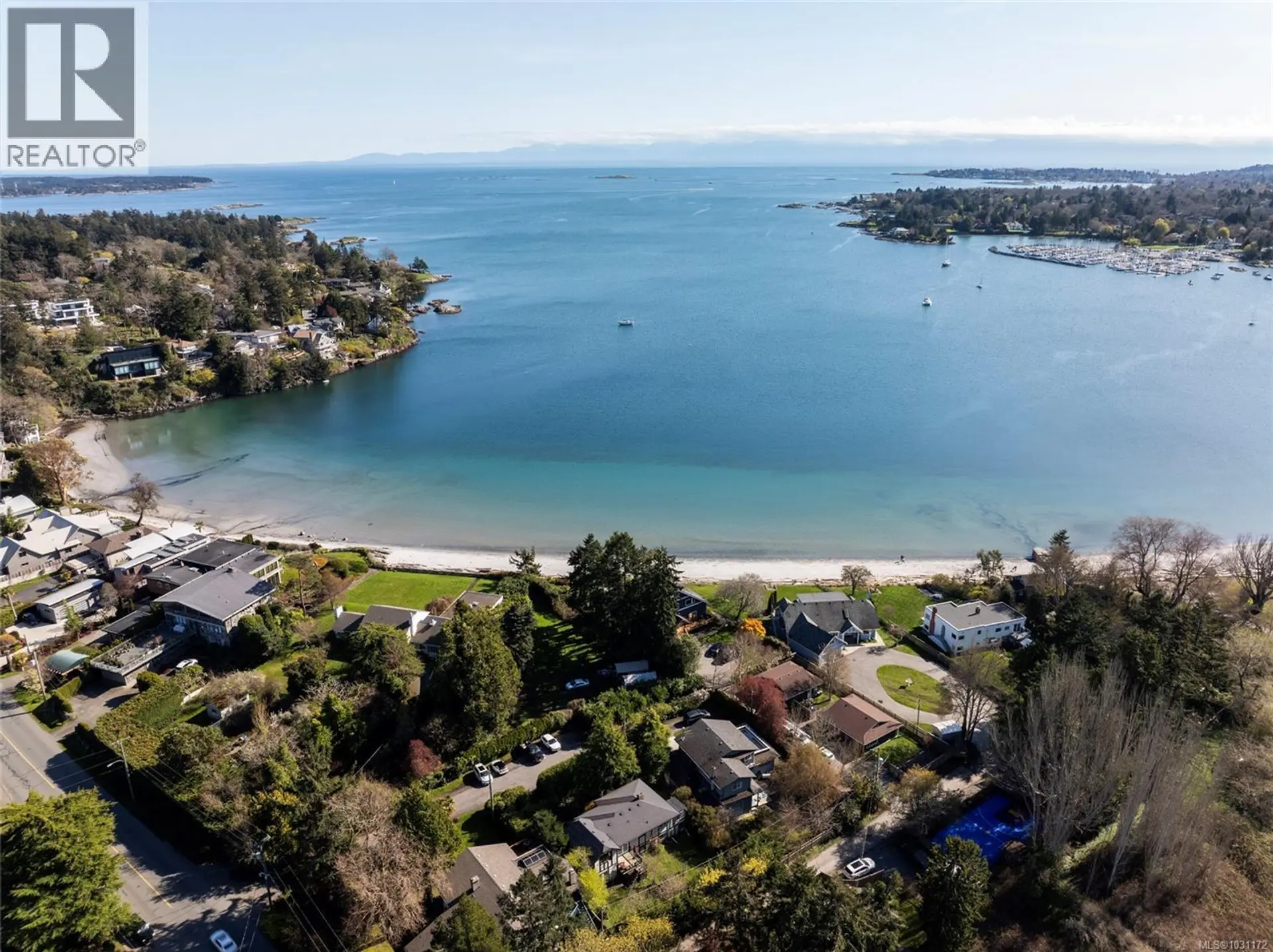 Property at 3870 Seacroft Pl, Saanich, BC