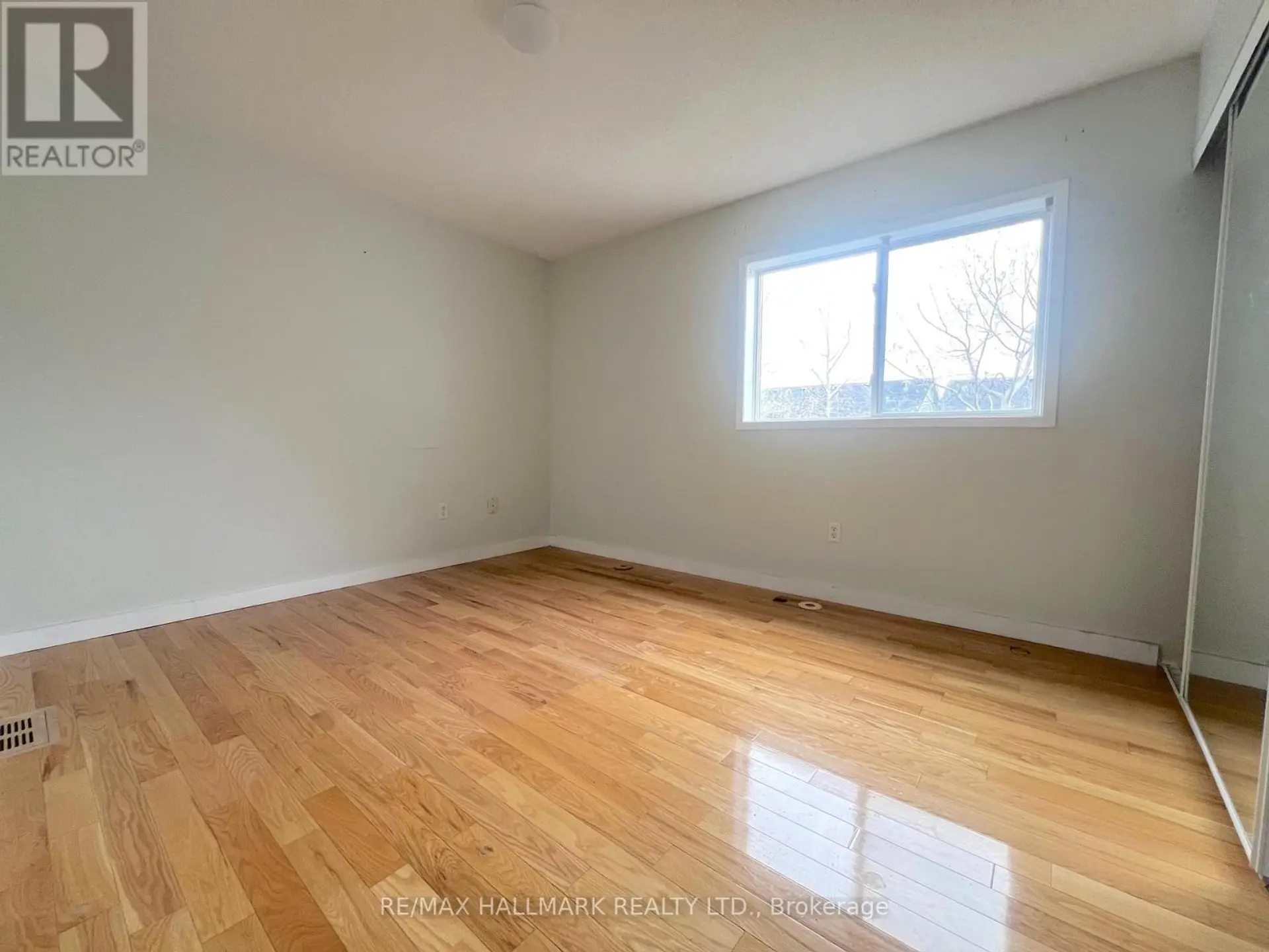 33 LODGEWAY DRIVE - Image 10