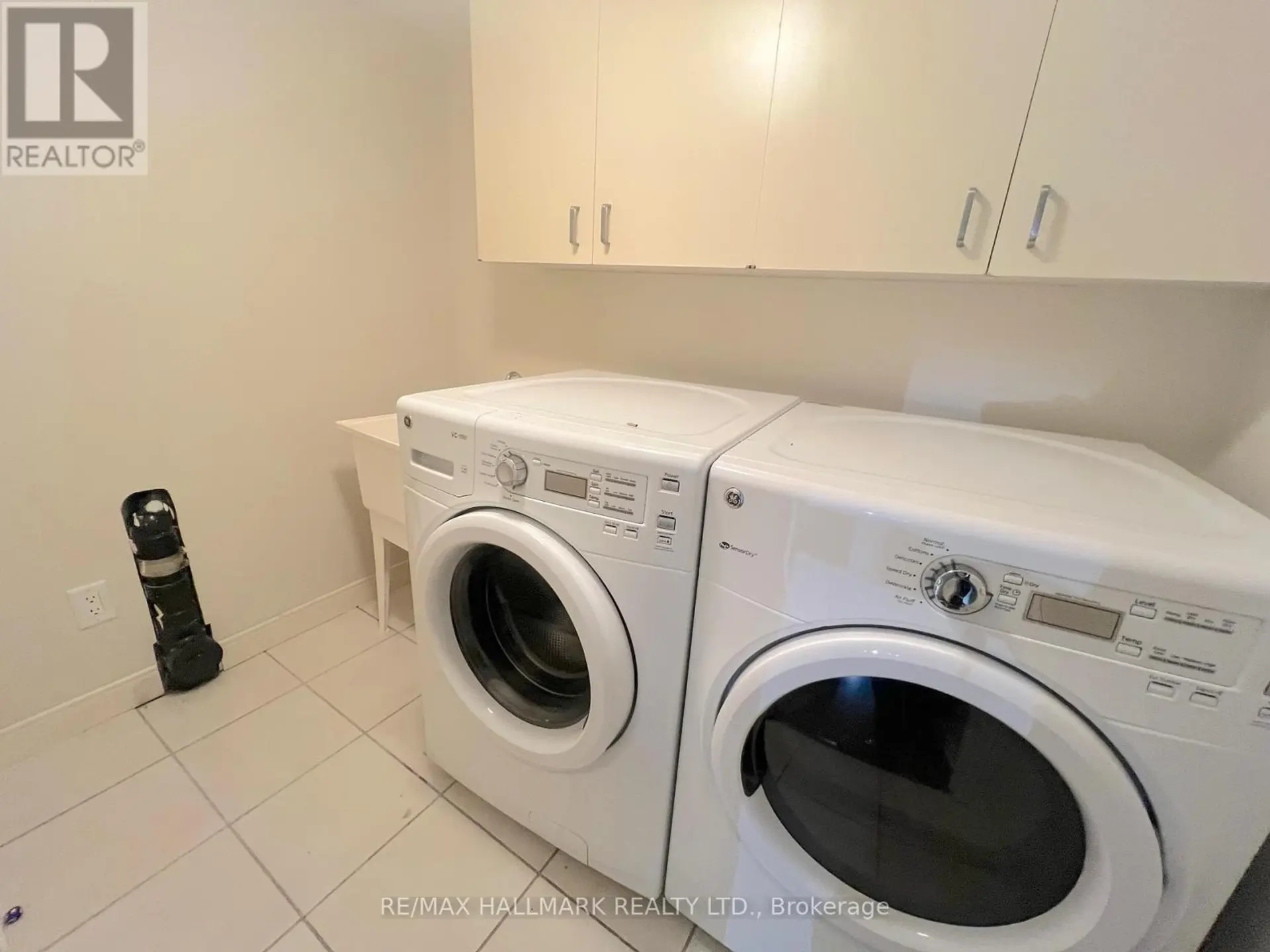 33 LODGEWAY DRIVE - Image 13