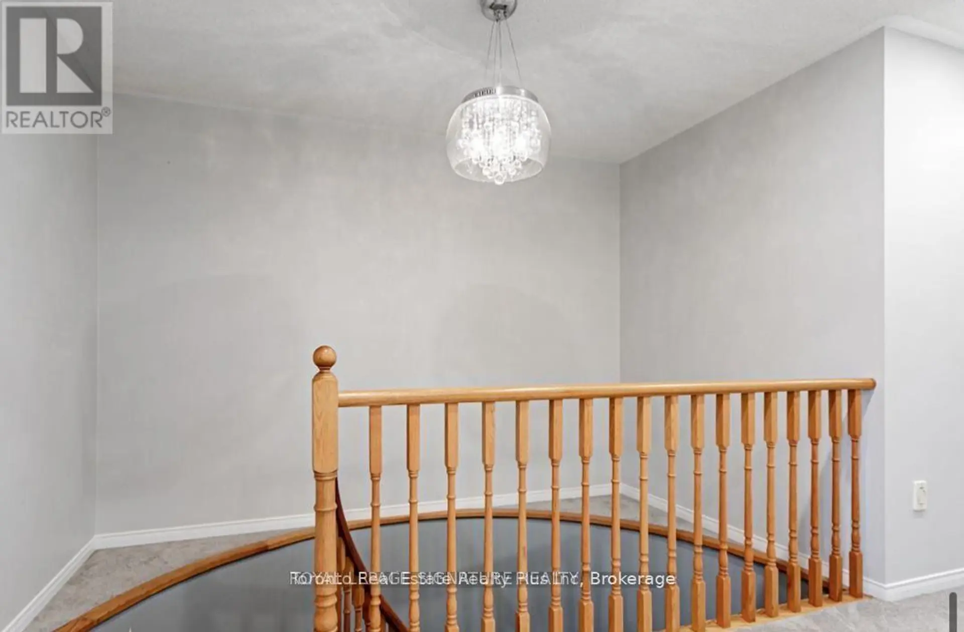 18 PRESTON AVENUE - Image 8