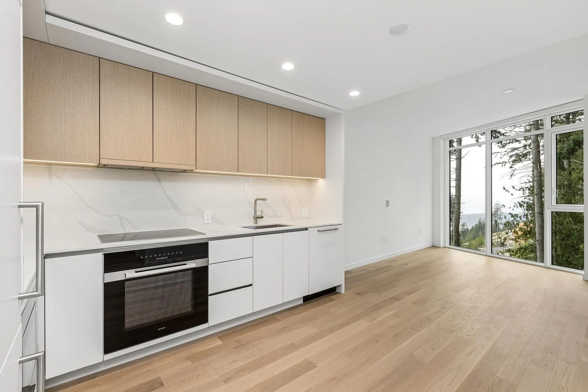 Property at #704 3963 Uplands Way, West Vancouver, BC