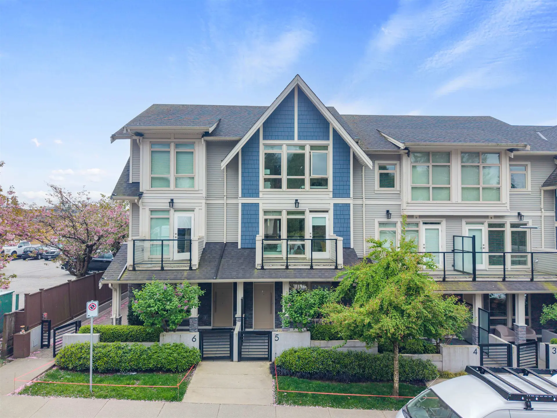 Property at #5 115 W Queens Road, North Vancouver, BC