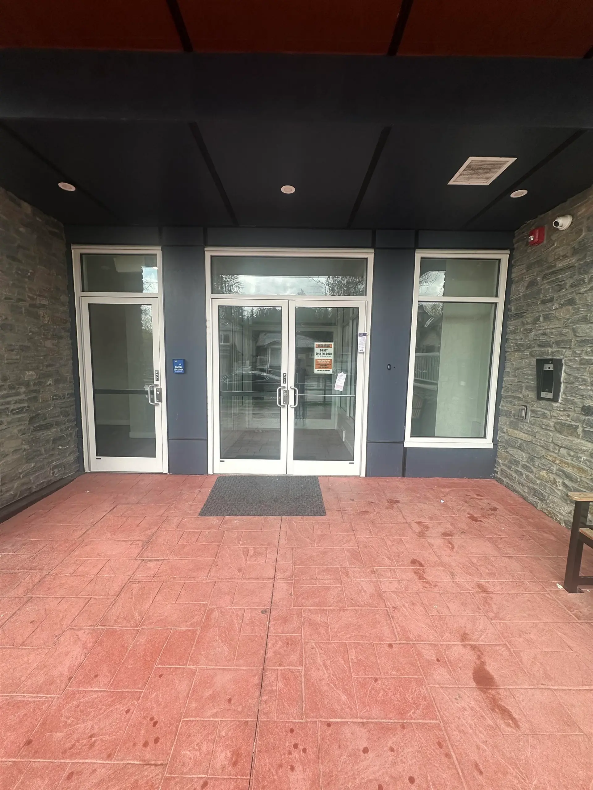 #407 14225 103a Avenue - Image 2