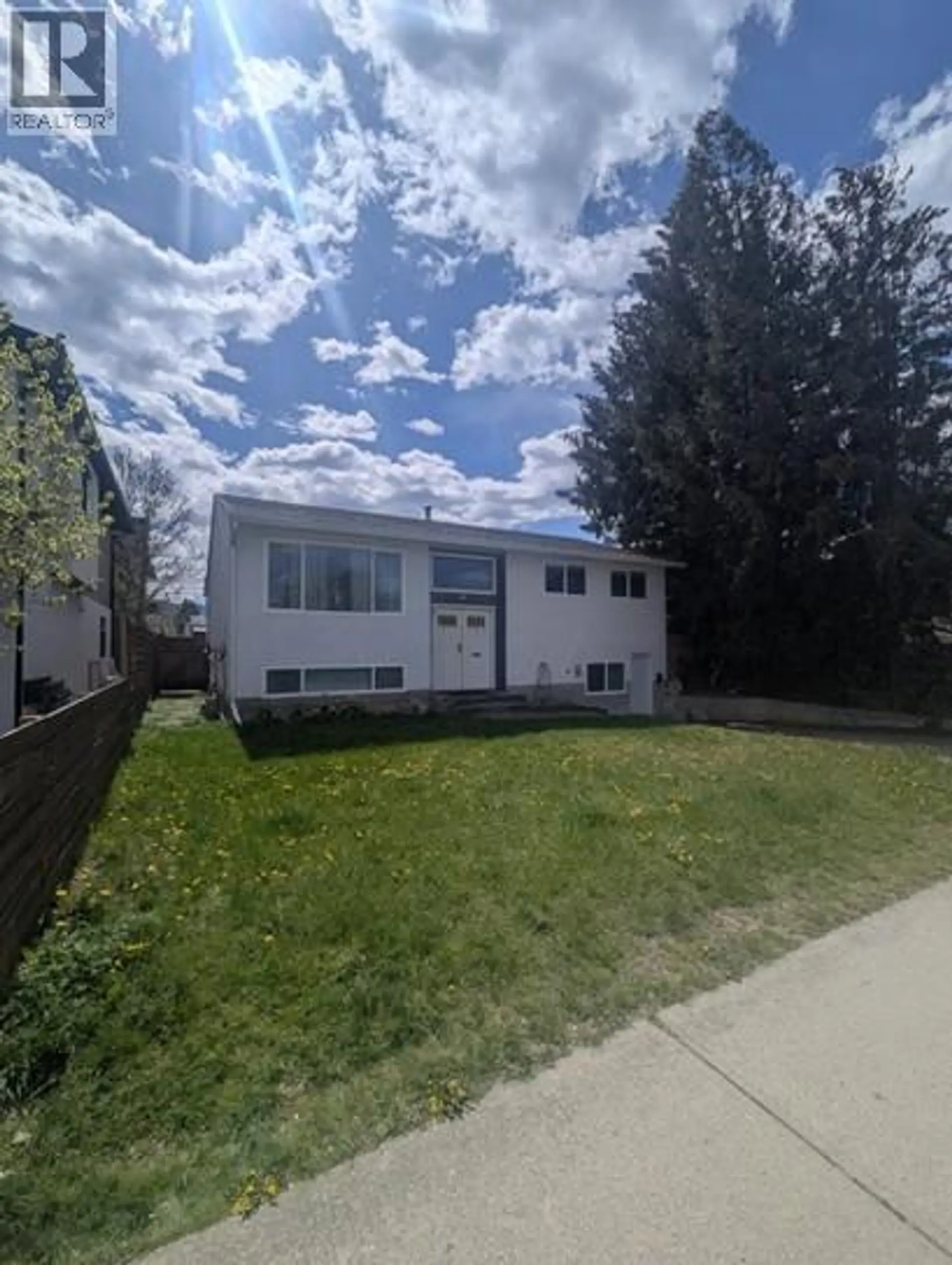 Property at 731 Raymer Avenue, Kelowna, BC