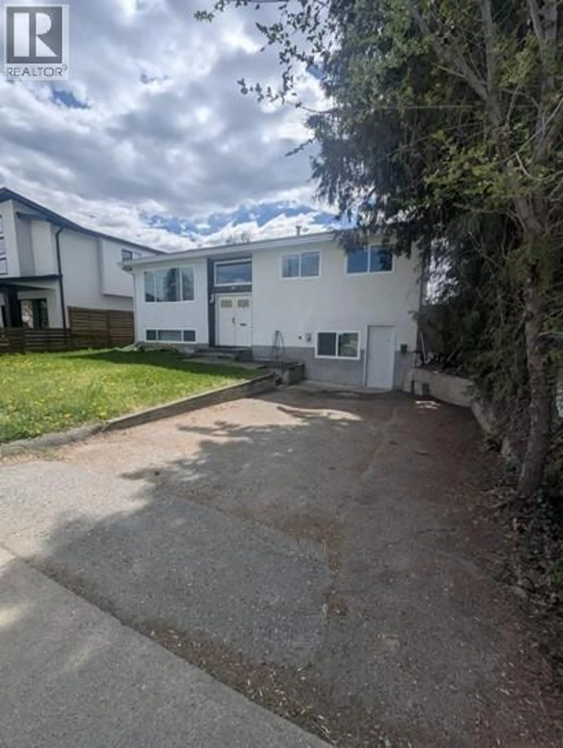 731 Raymer Avenue - Image 2