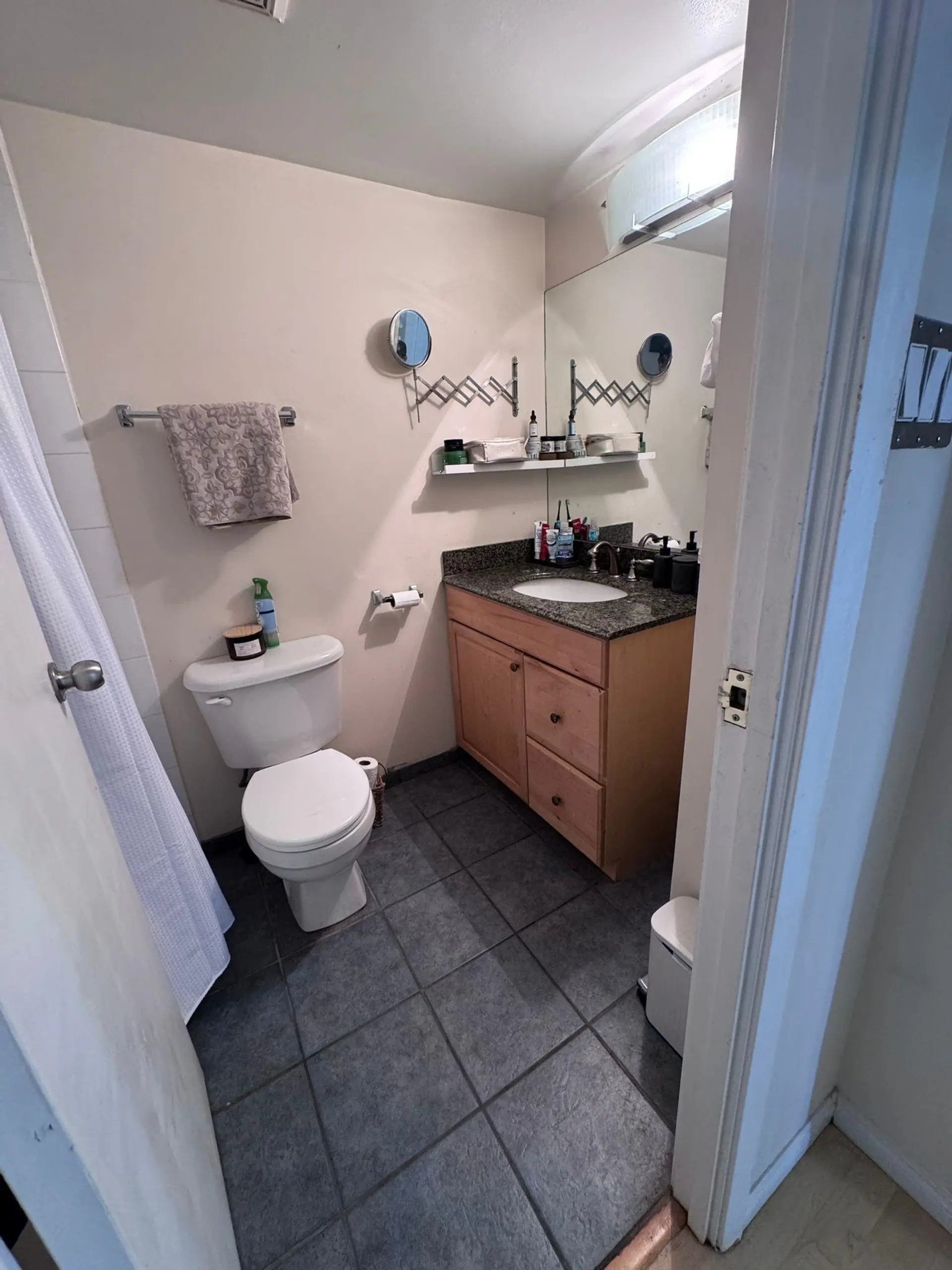 #407 1146 Harwood Street - Image 8