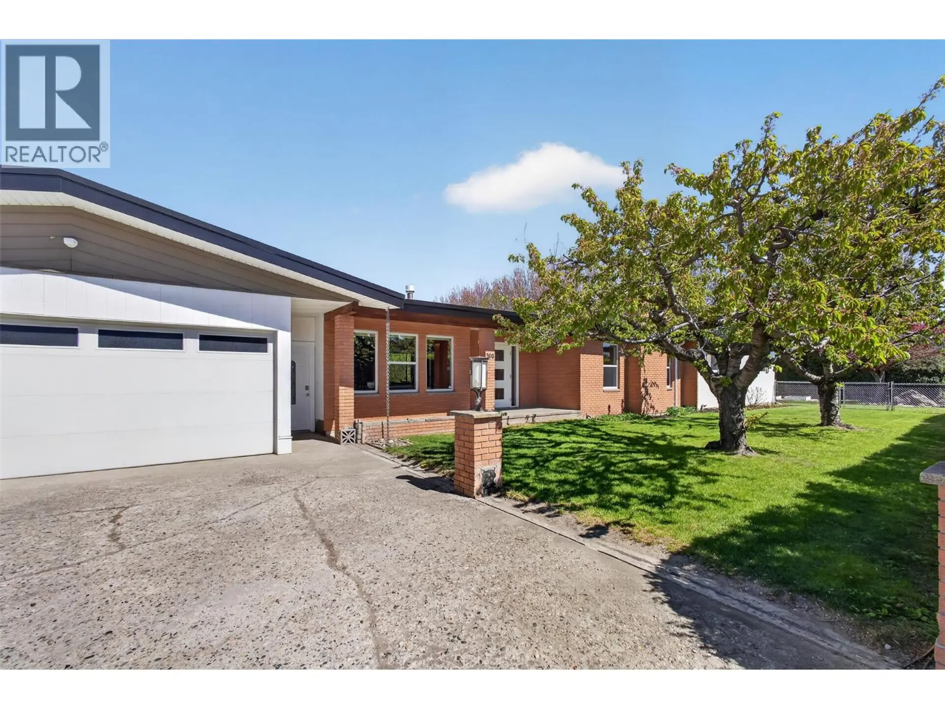 Property at 900 Anders Road, West Kelowna, BC