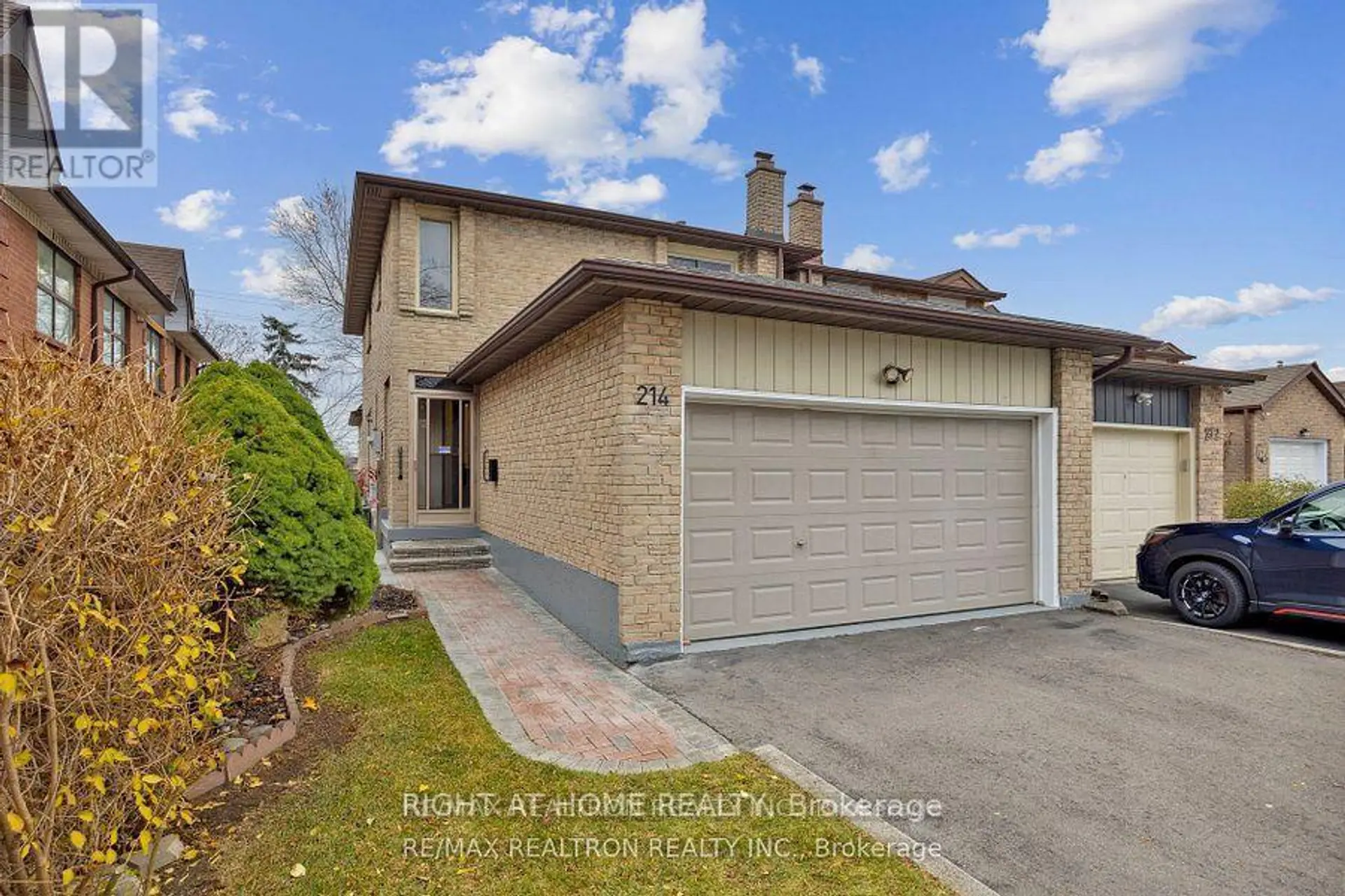 214 BORROWS STREET W - Image 1