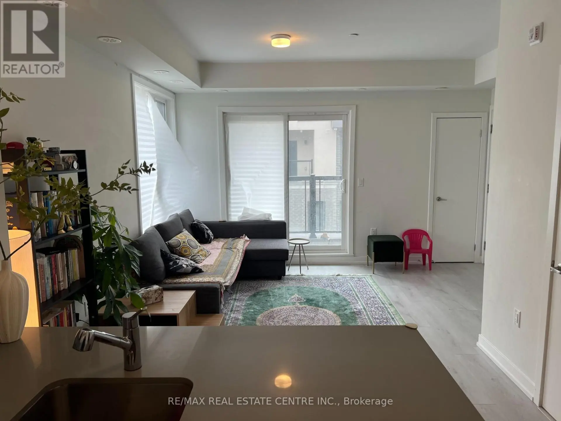 #1 3421 RIDGEWAY DRIVE - Image 3