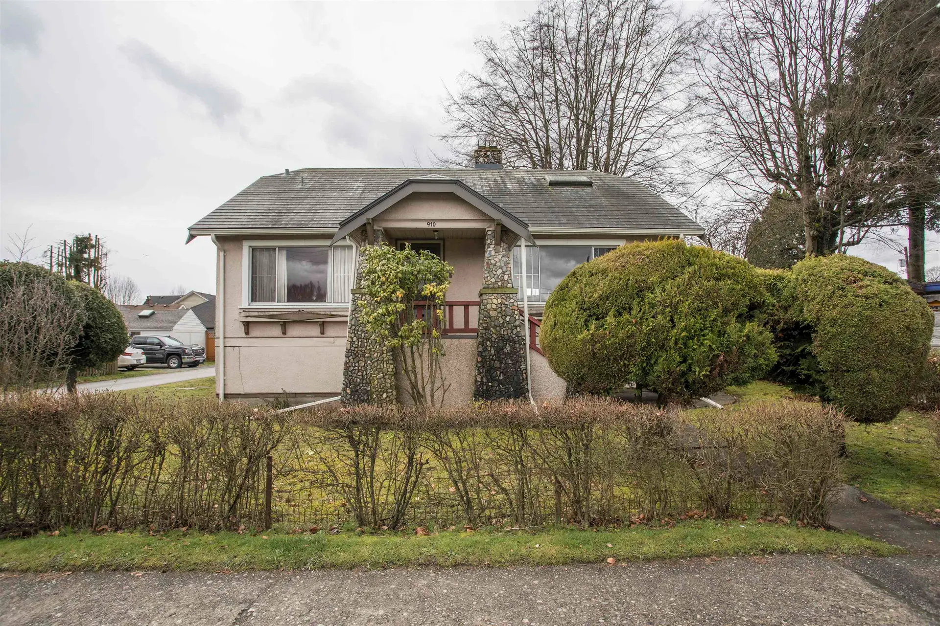 Property at 910 Eighth Street, New Westminster, BC