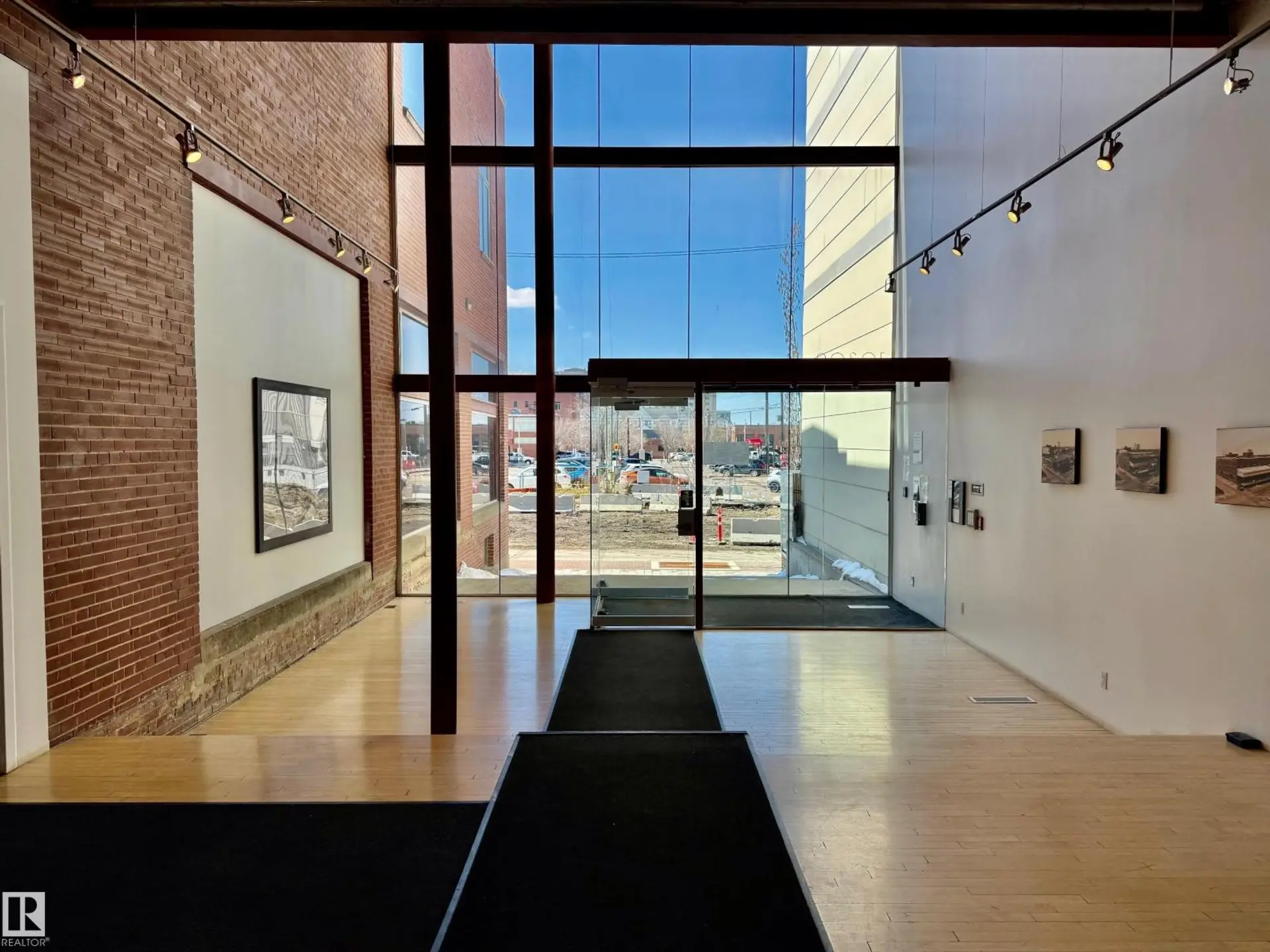 #241 10309 107 ST NW - Image 19