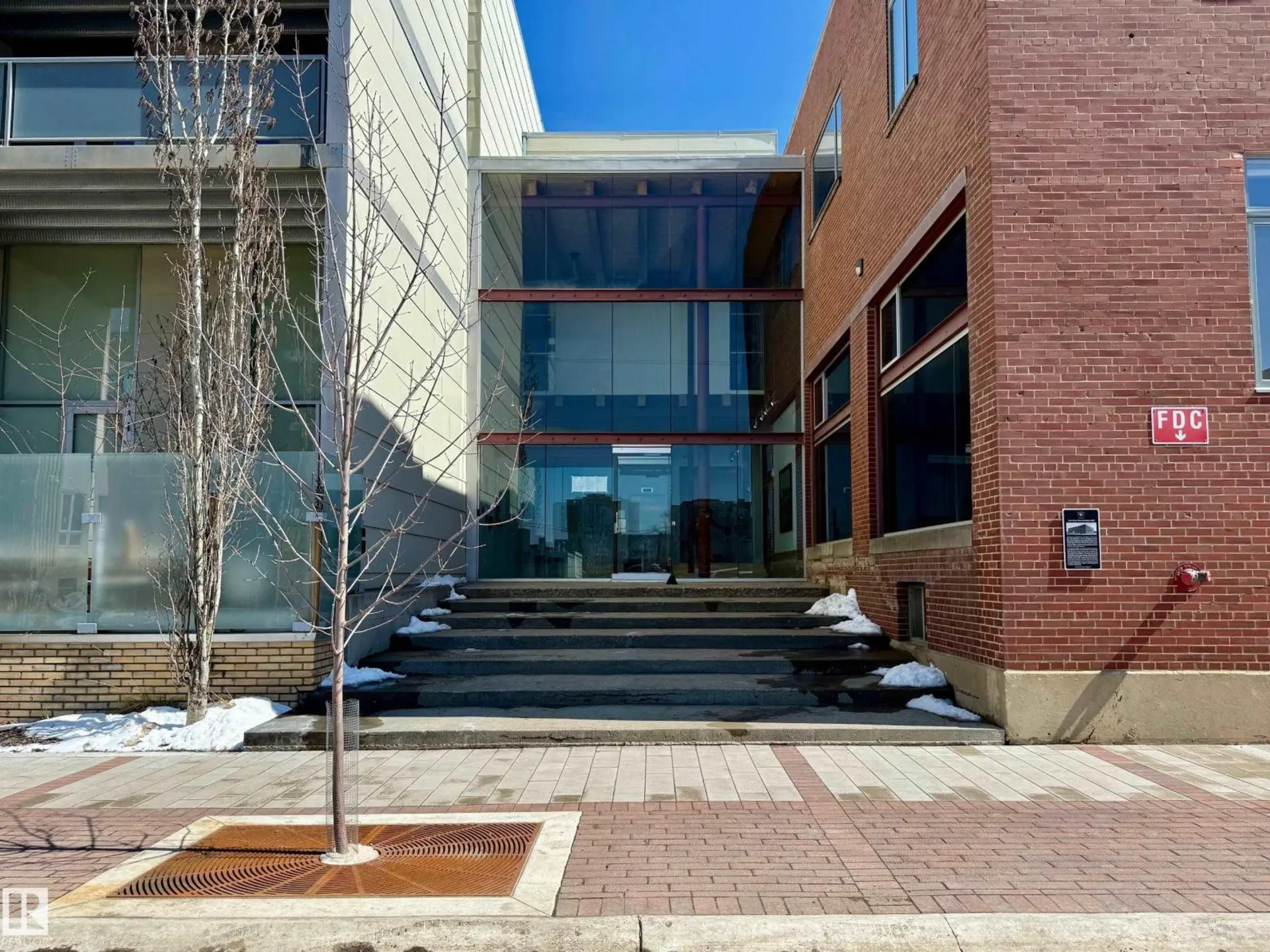 #241 10309 107 ST NW - Image 2
