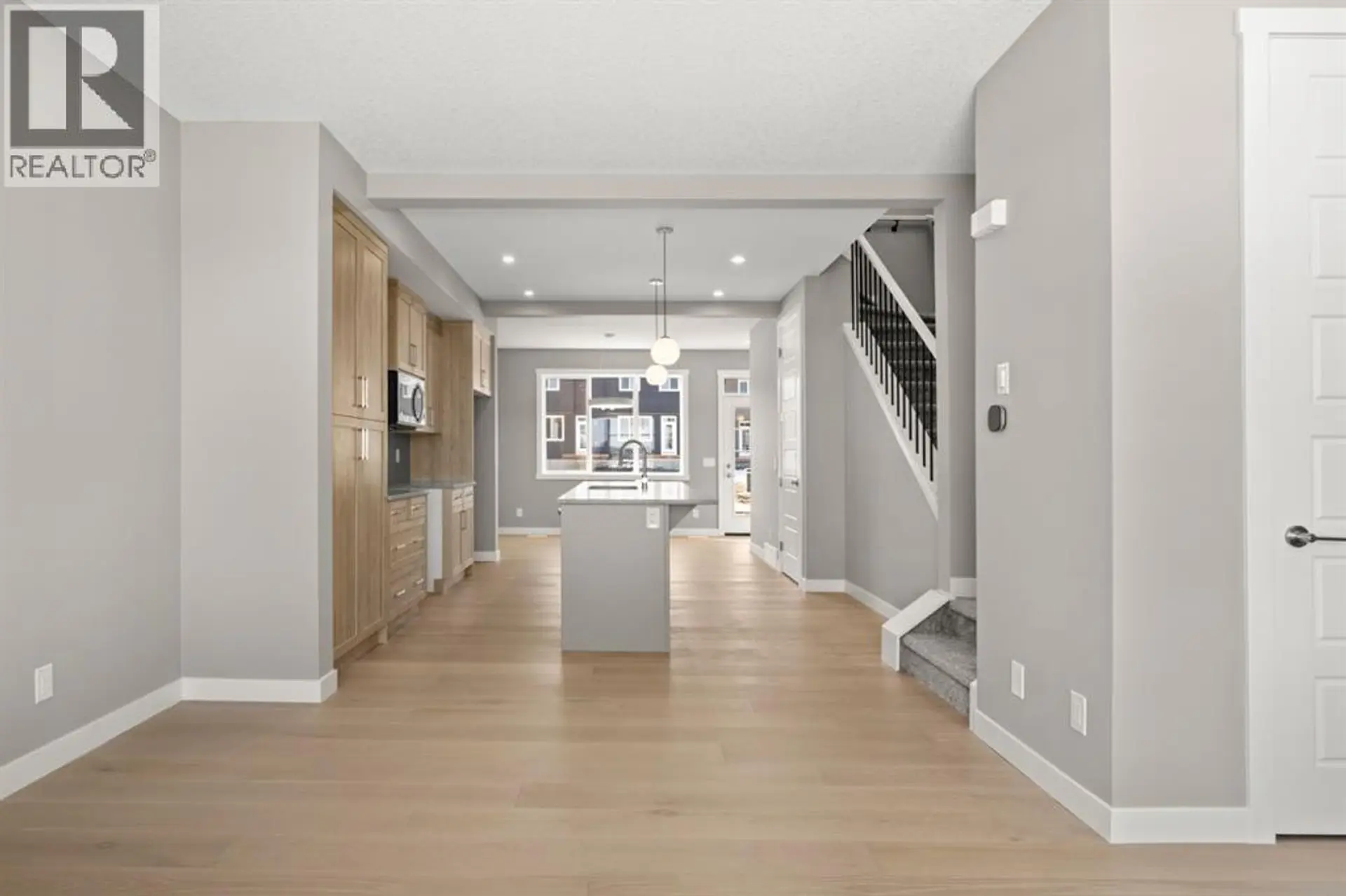 656 Sora Boulevard SE - Image 3
