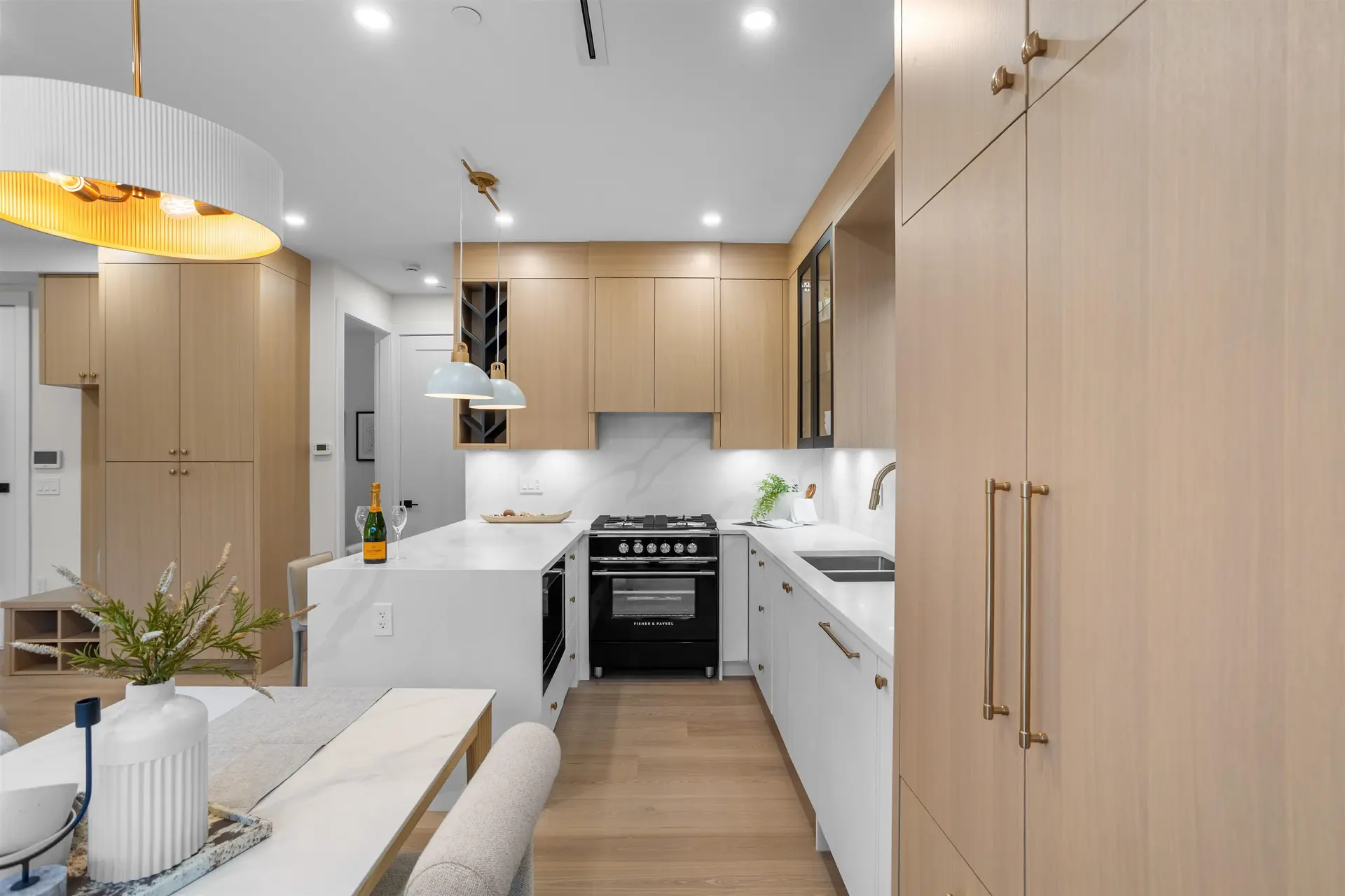 #2 165 E 45th Avenue - Image 7