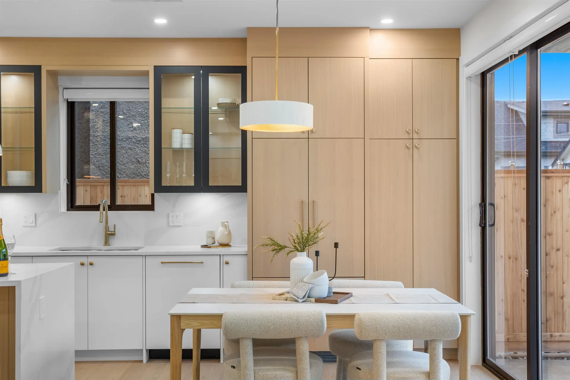 #2 165 E 45th Avenue - Image 5