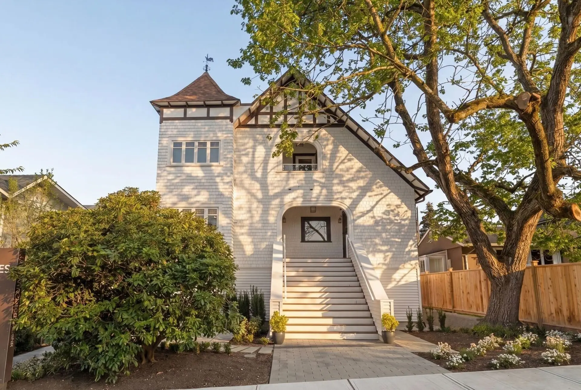 Property at #2 326 W 14th Street, North Vancouver, BC