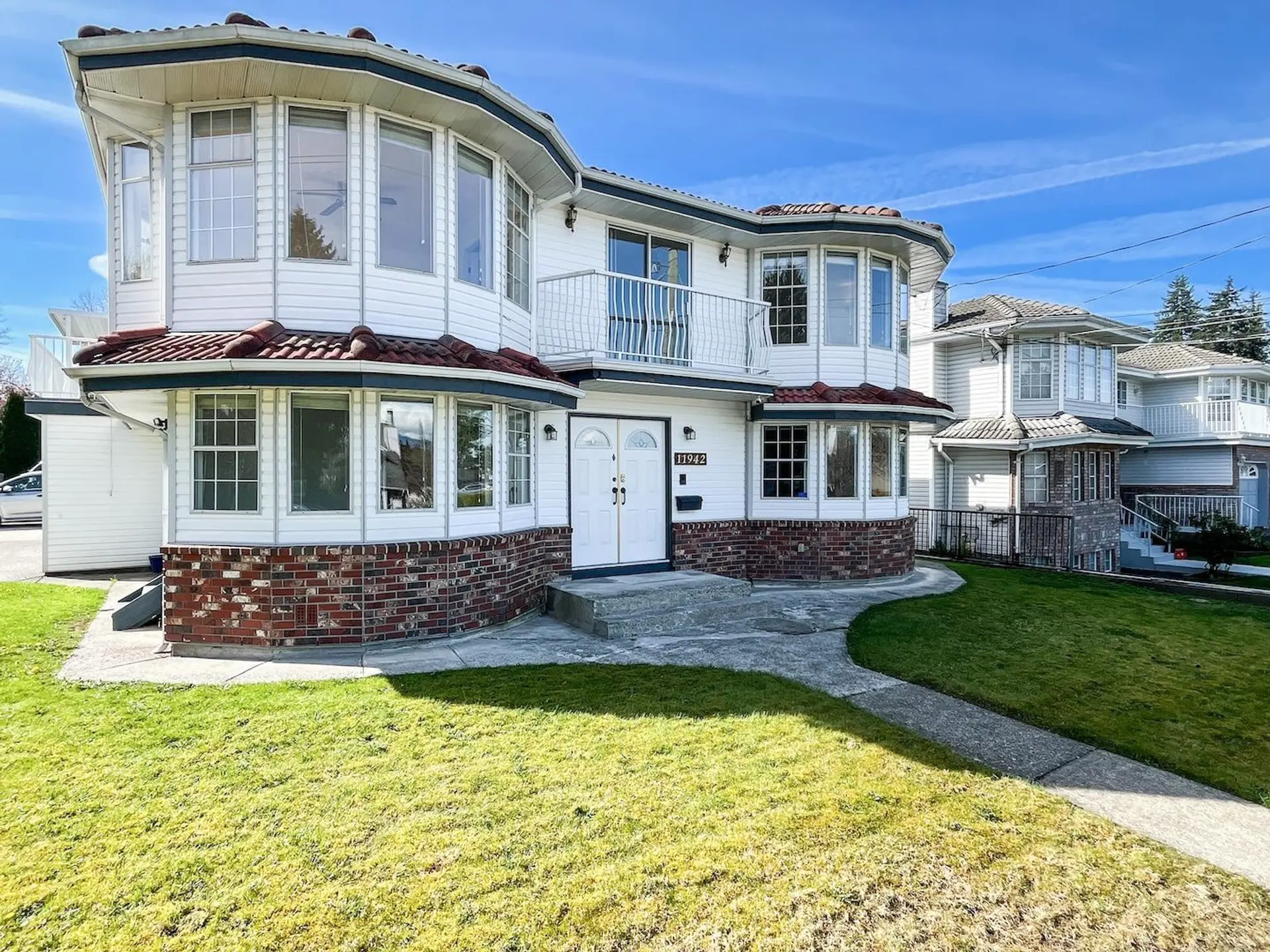 Property at 11942 99 Avenue, Surrey, BC