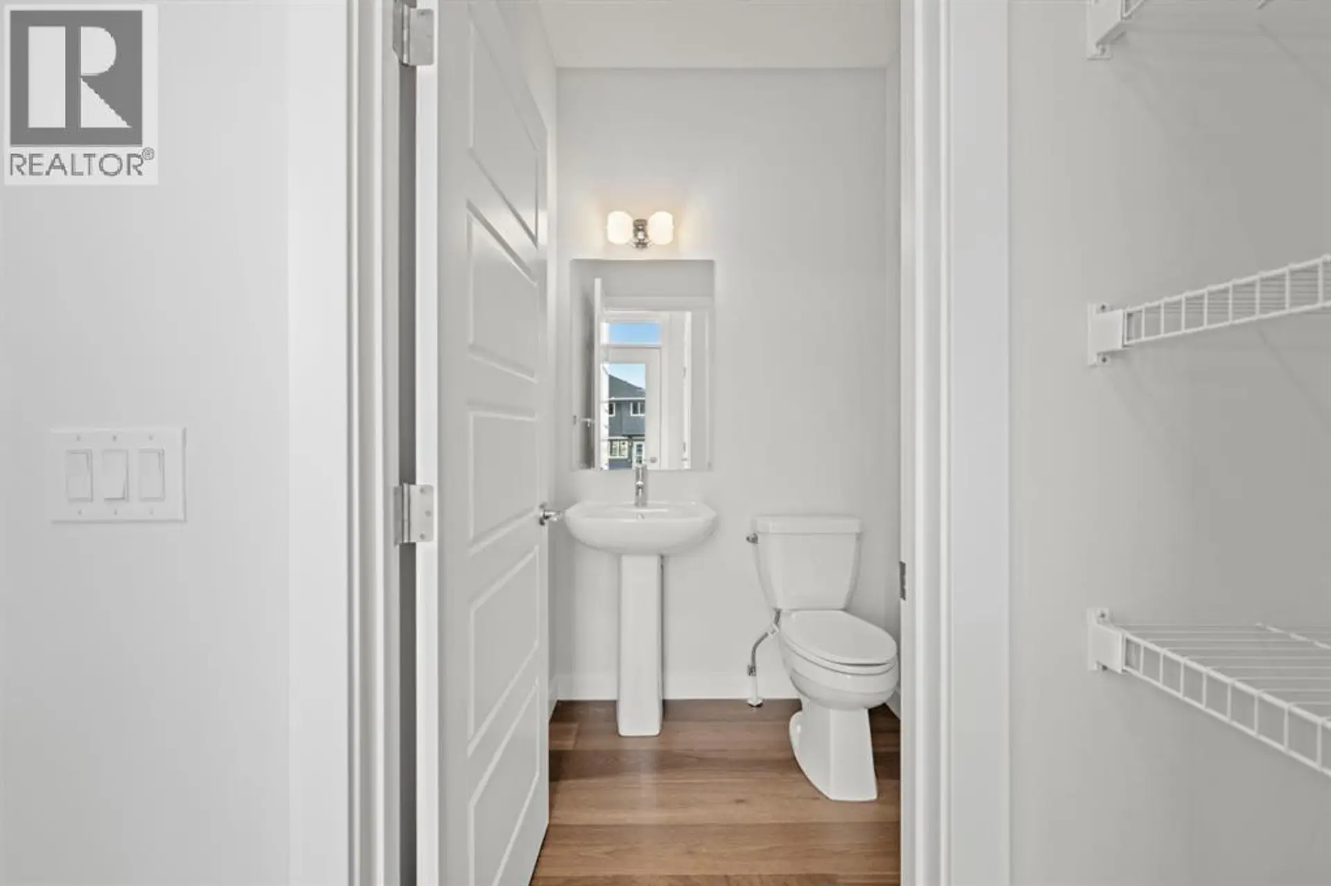 106 Sora Gardens SE - Image 6